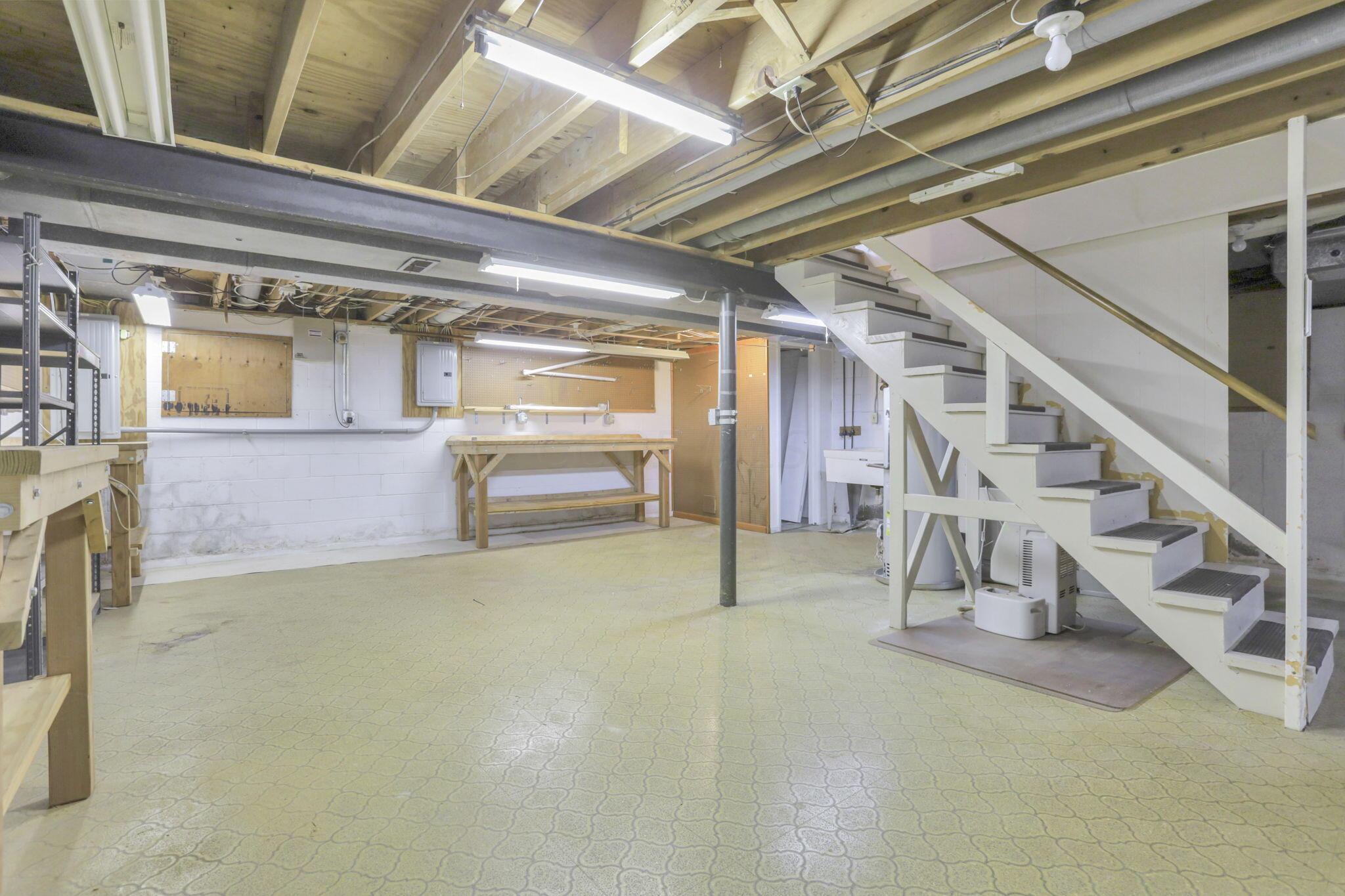 7755 Candlewood Lane