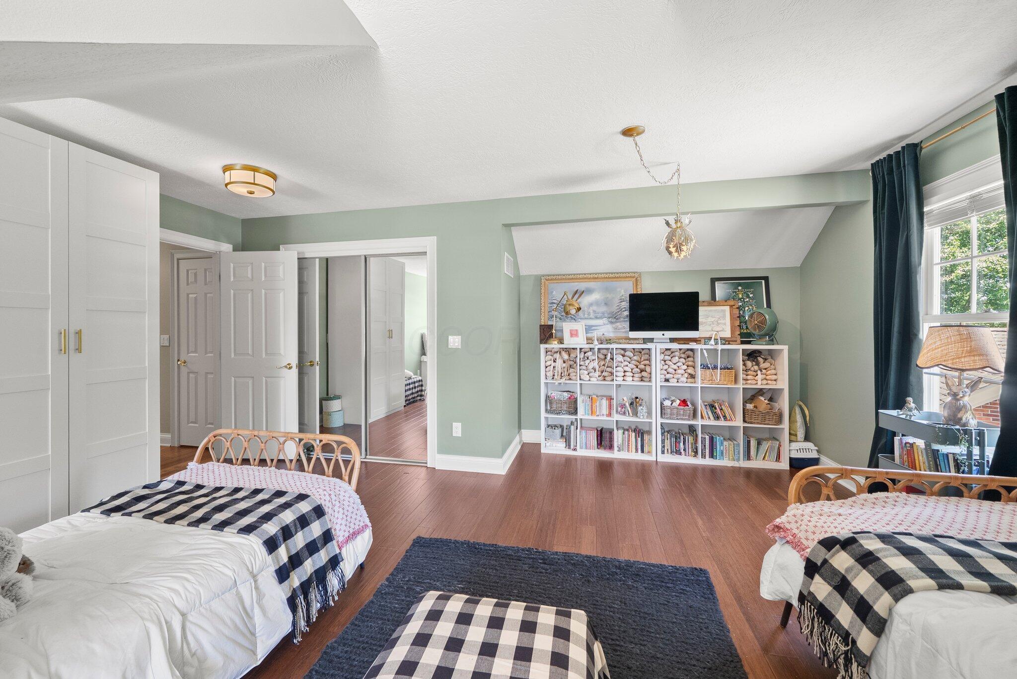 5739 Mist Flower Lane