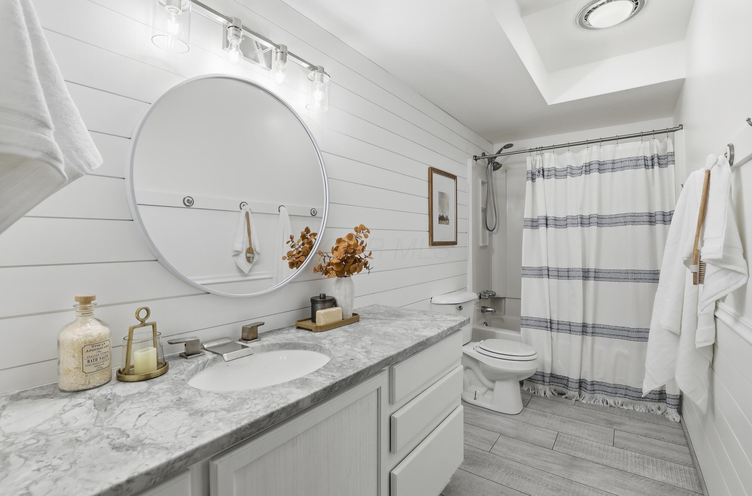 941 Clubview Boulevard S