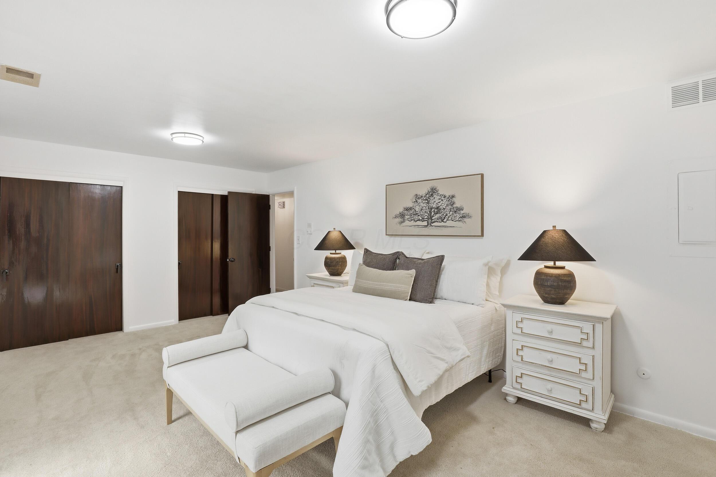 941 Clubview Boulevard S