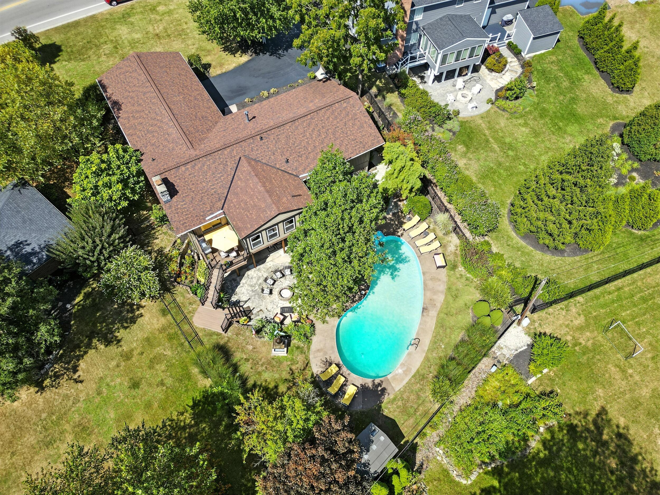 941 Clubview Boulevard S