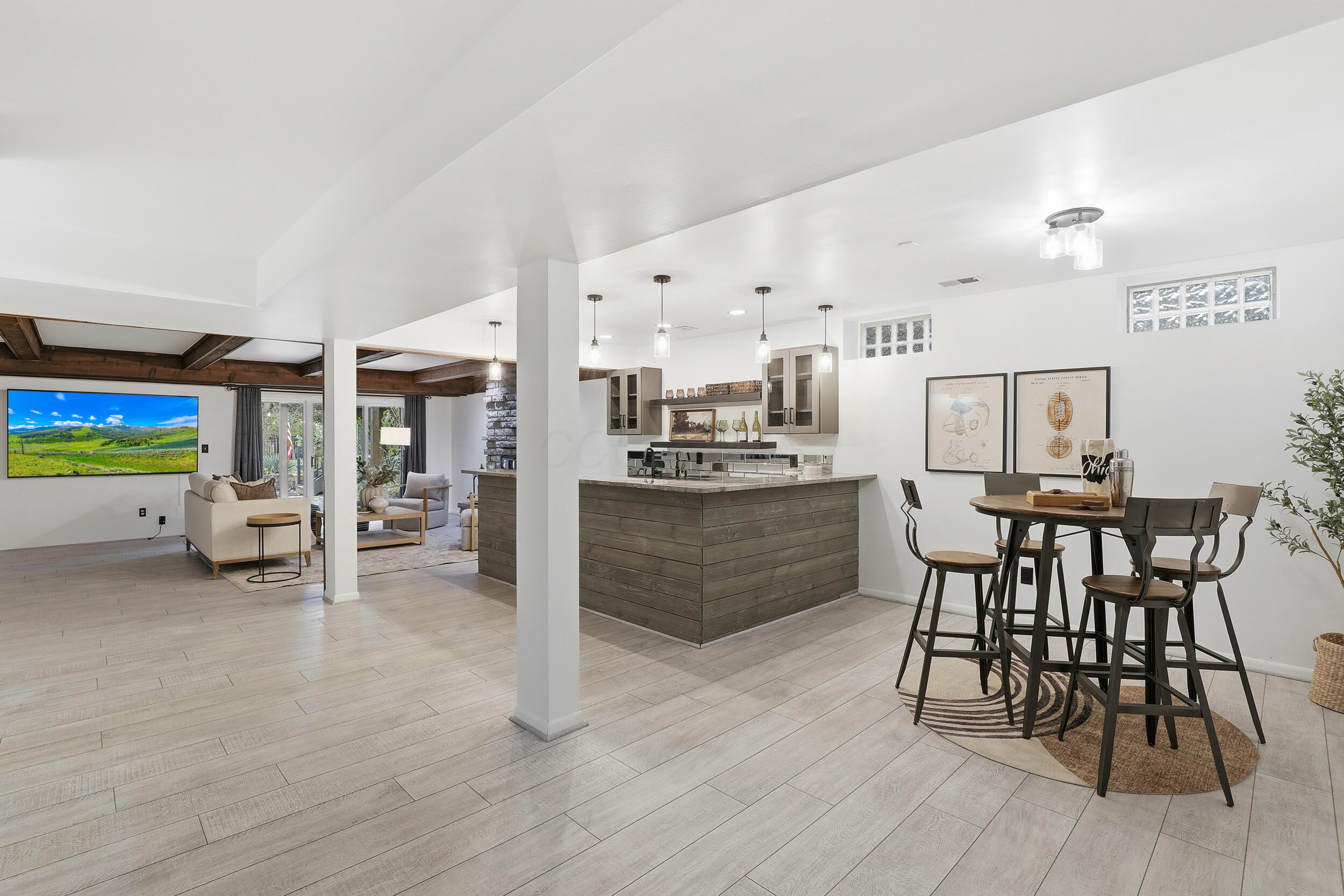 941 Clubview Boulevard S