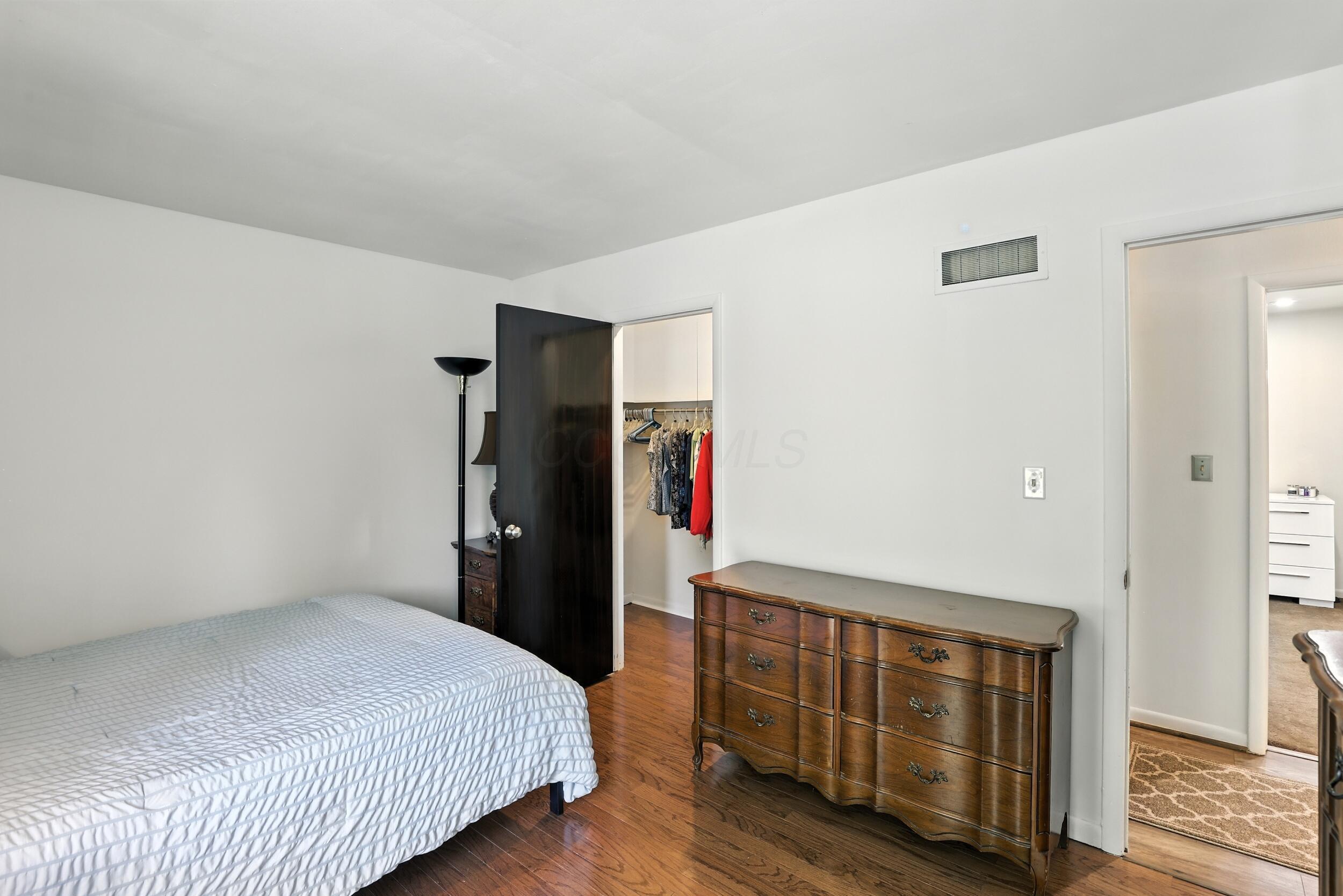 941 Clubview Boulevard S