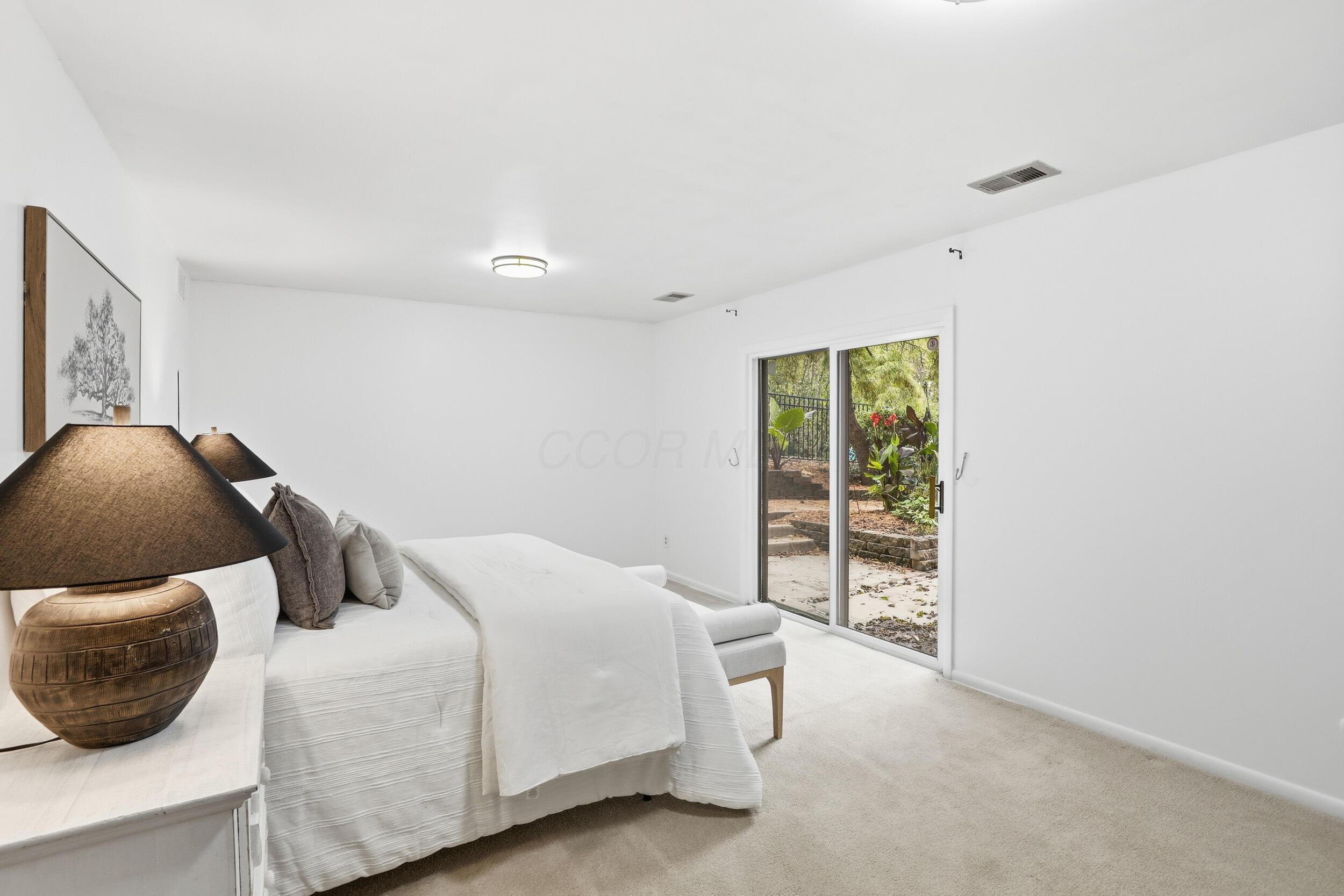 941 Clubview Boulevard S