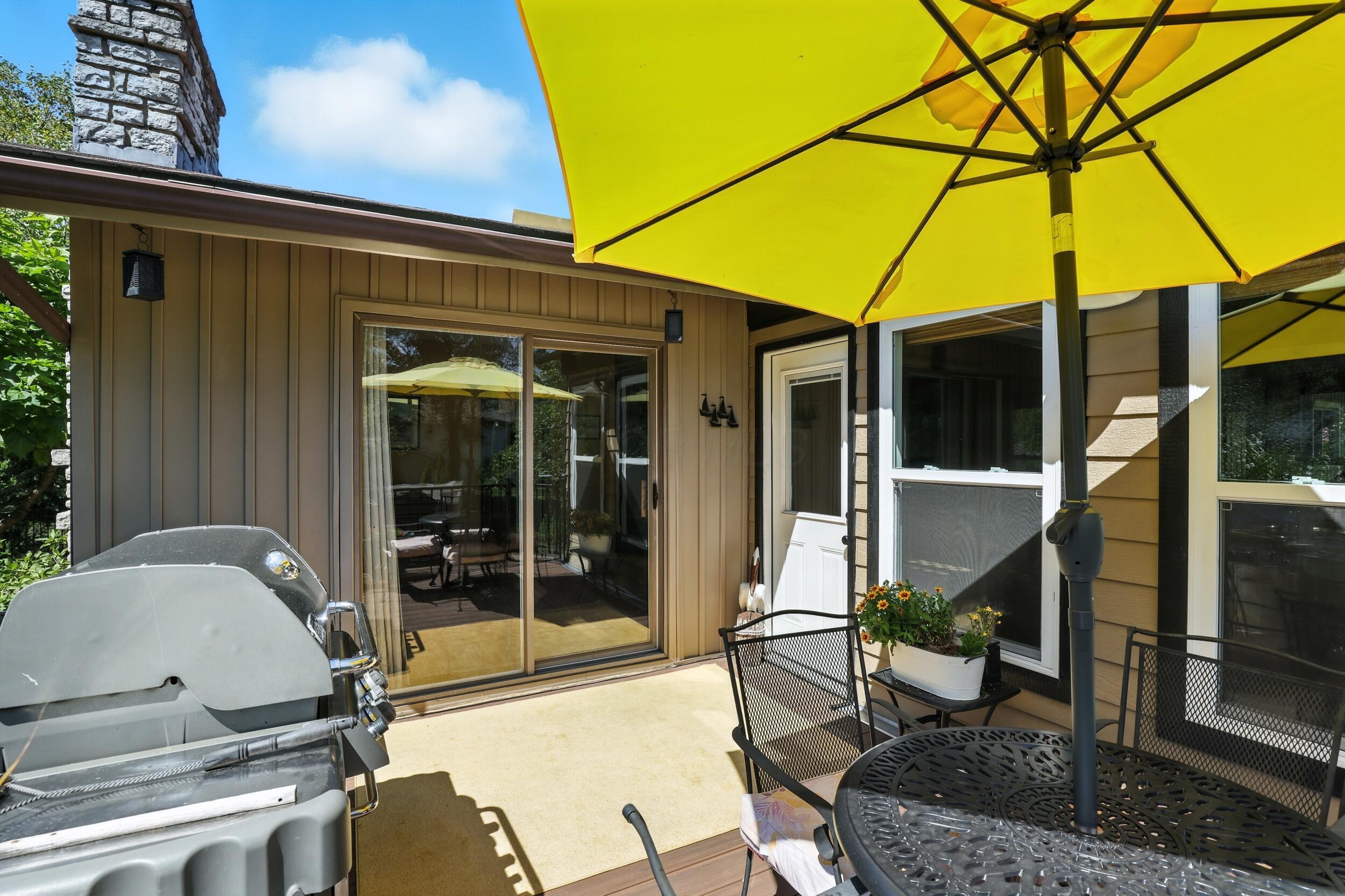 941 Clubview Boulevard S