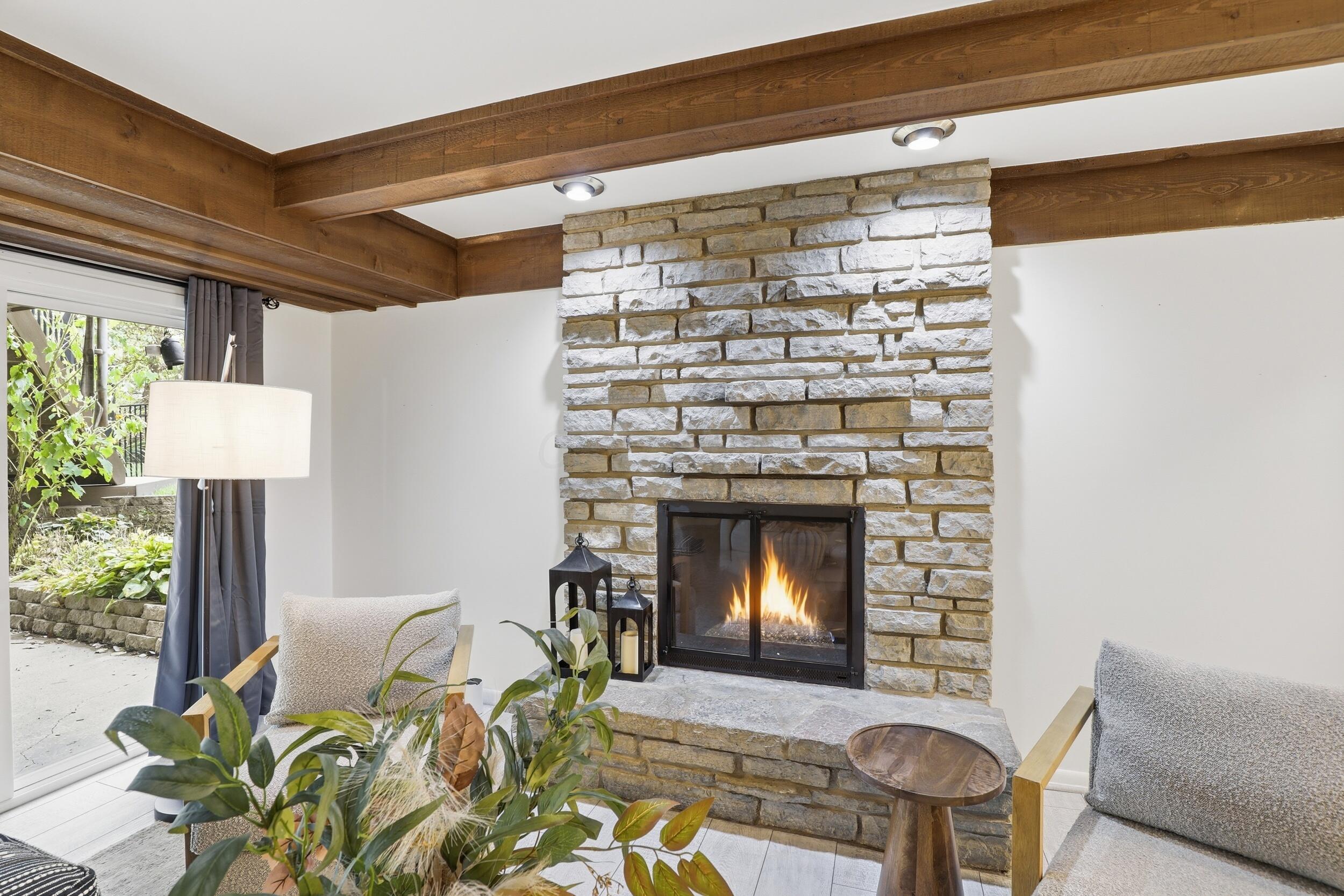 941 Clubview Boulevard S