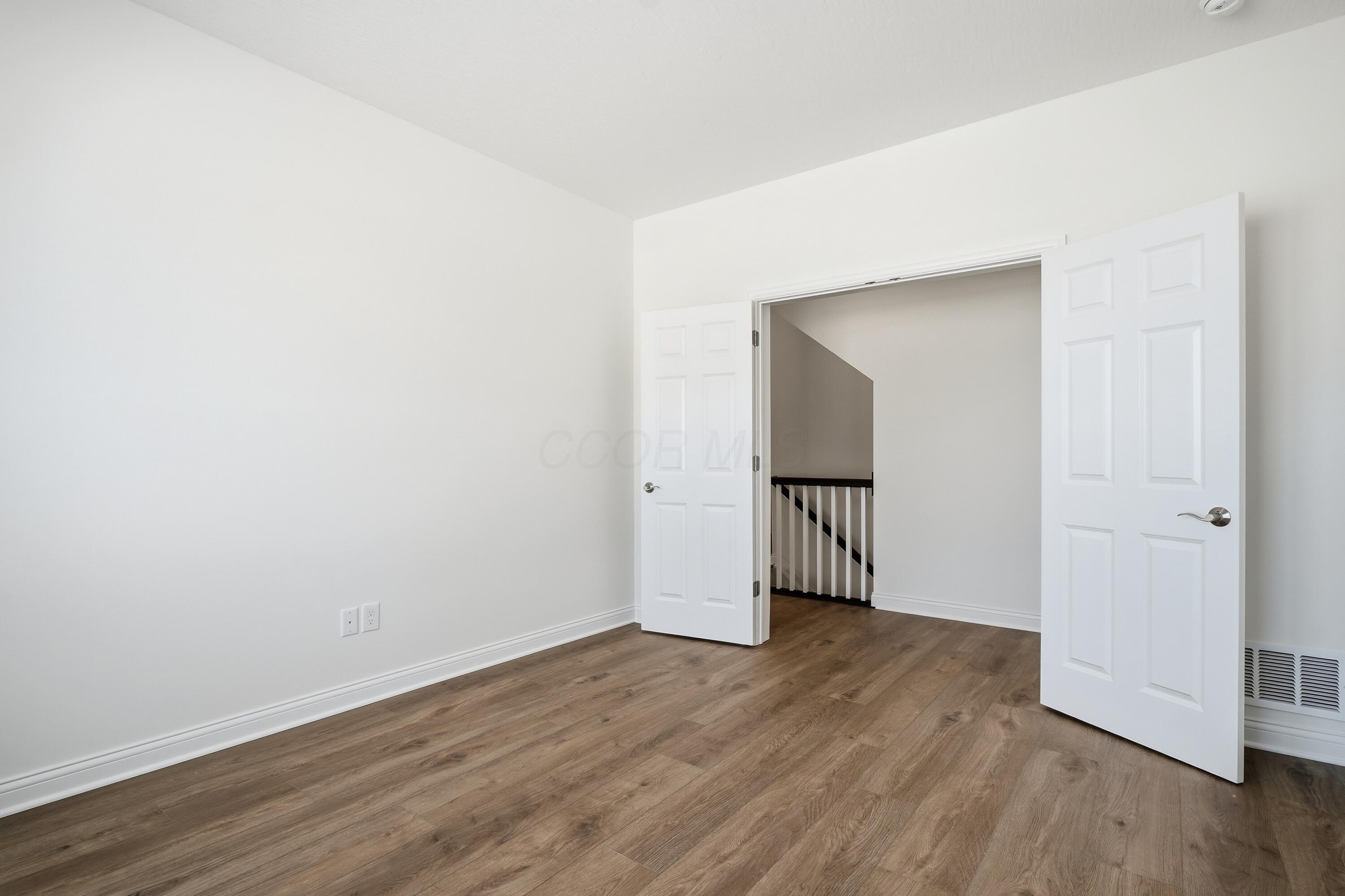 1533 Maple Heights Drive