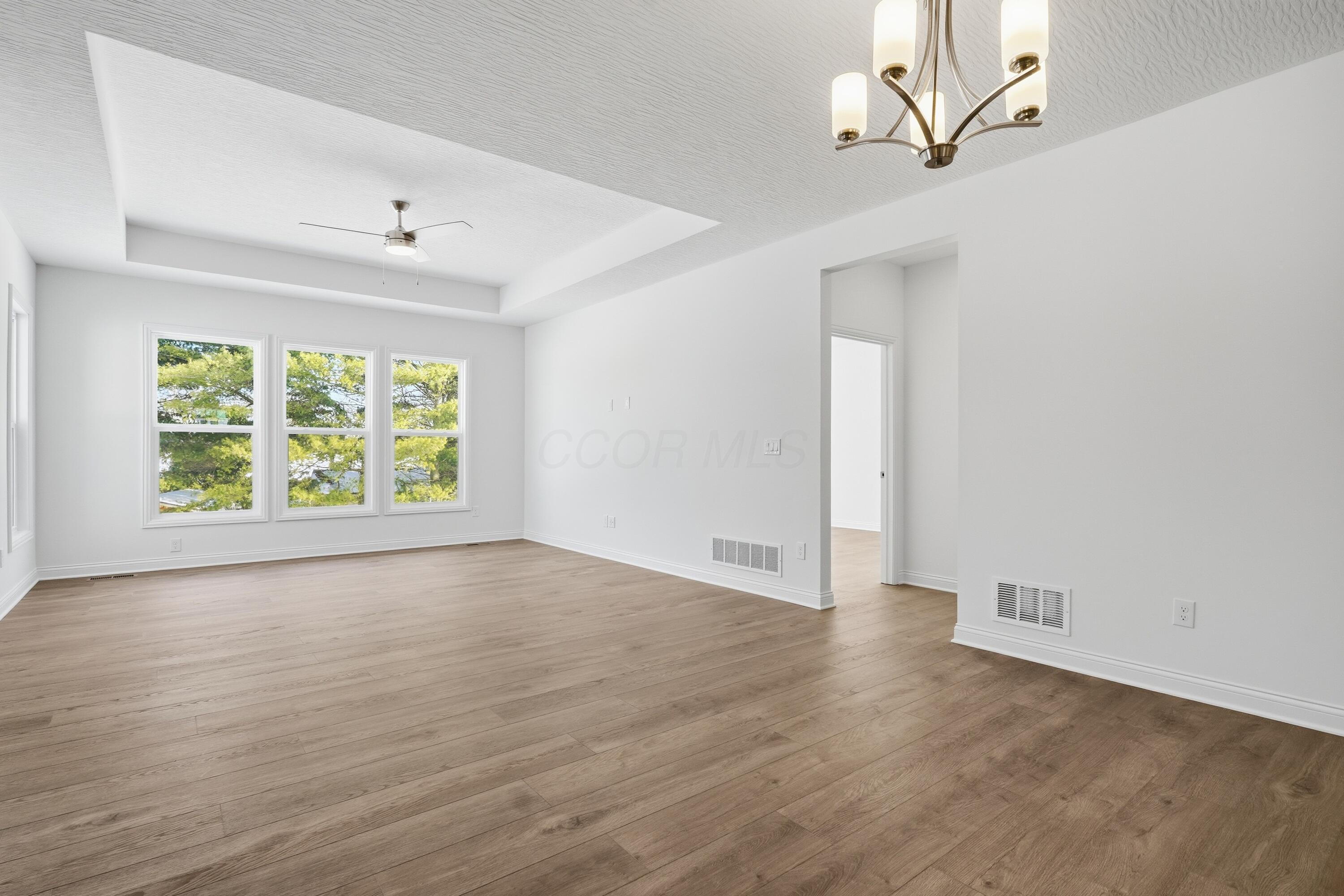 1533 Maple Heights Drive