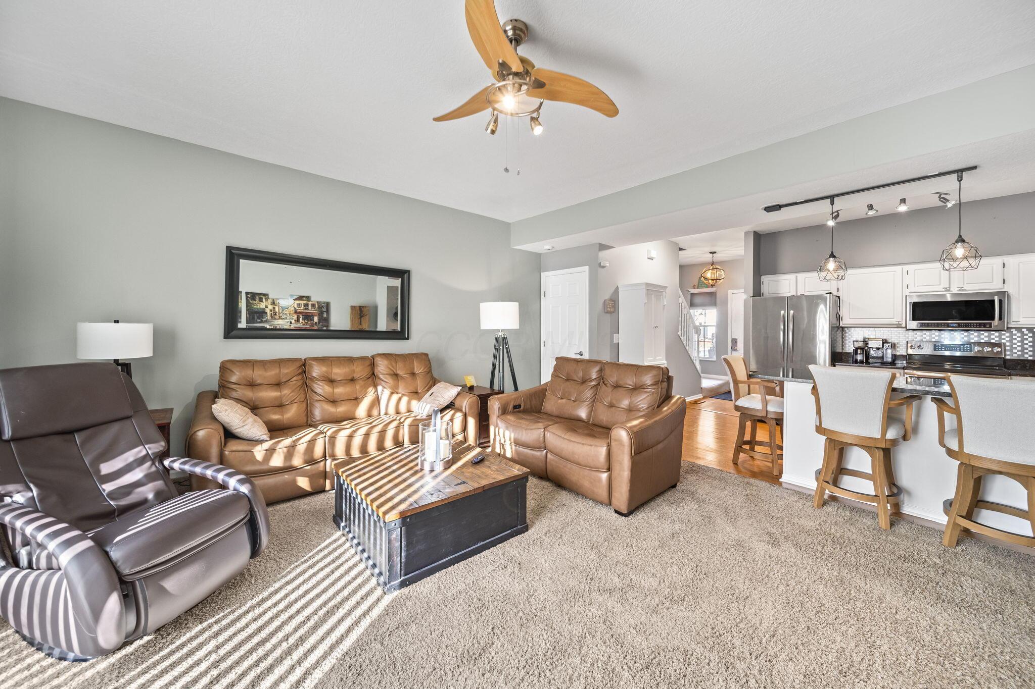 3073 Birch Hollow Way