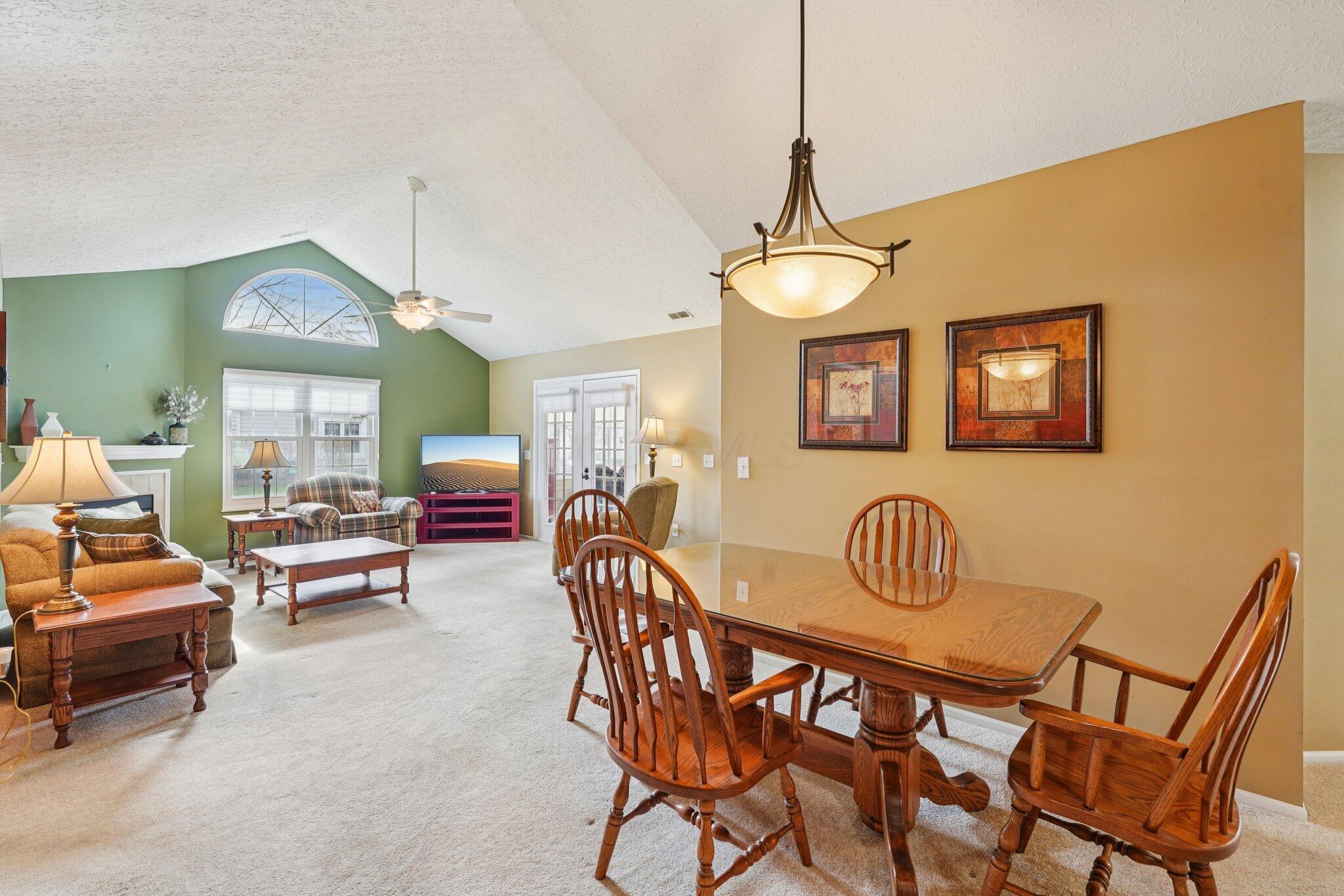6370 Pinehurst Pointe