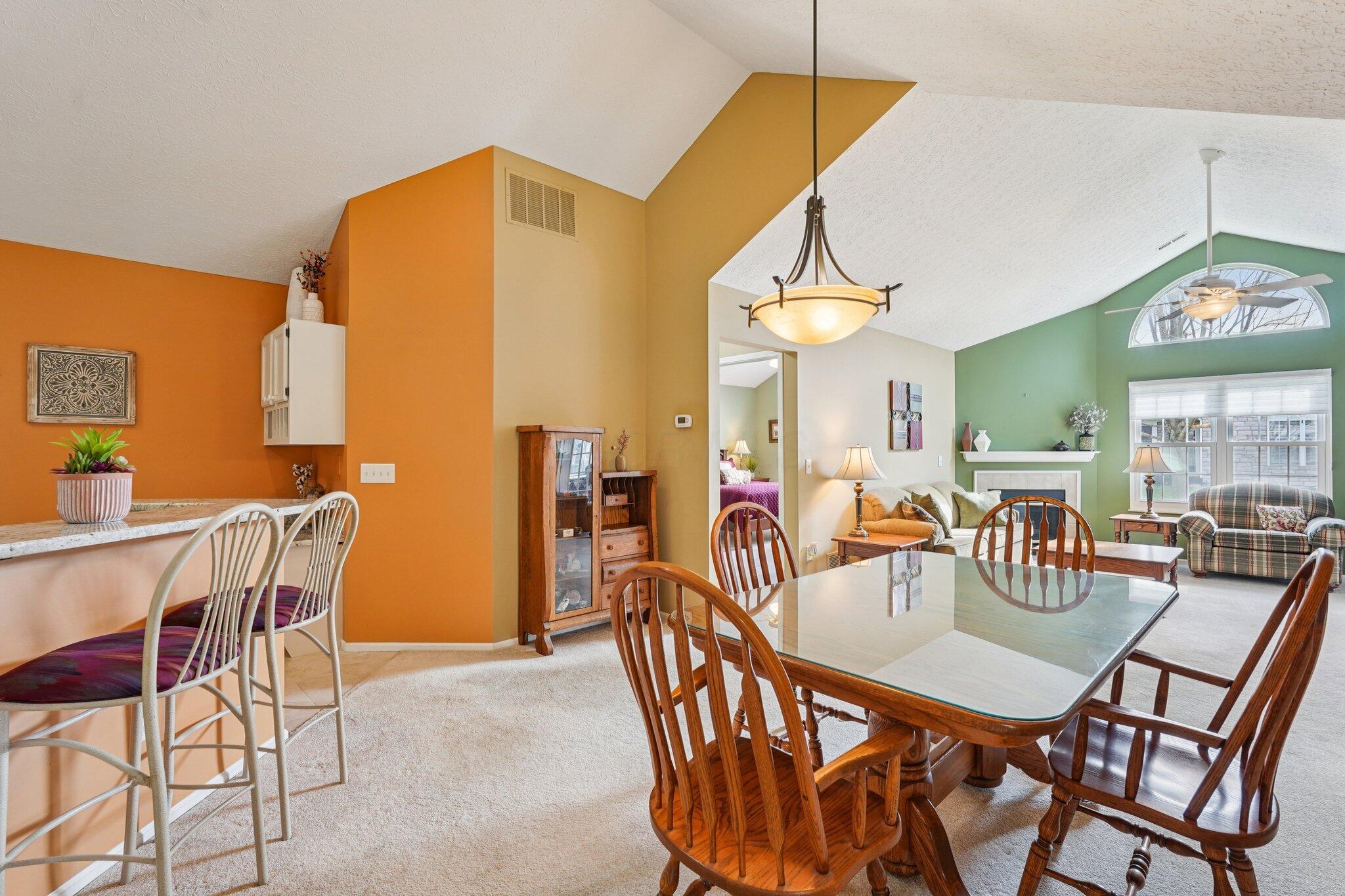 6370 Pinehurst Pointe
