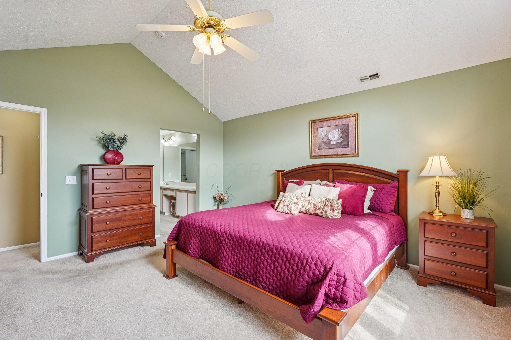 6370 Pinehurst Pointe