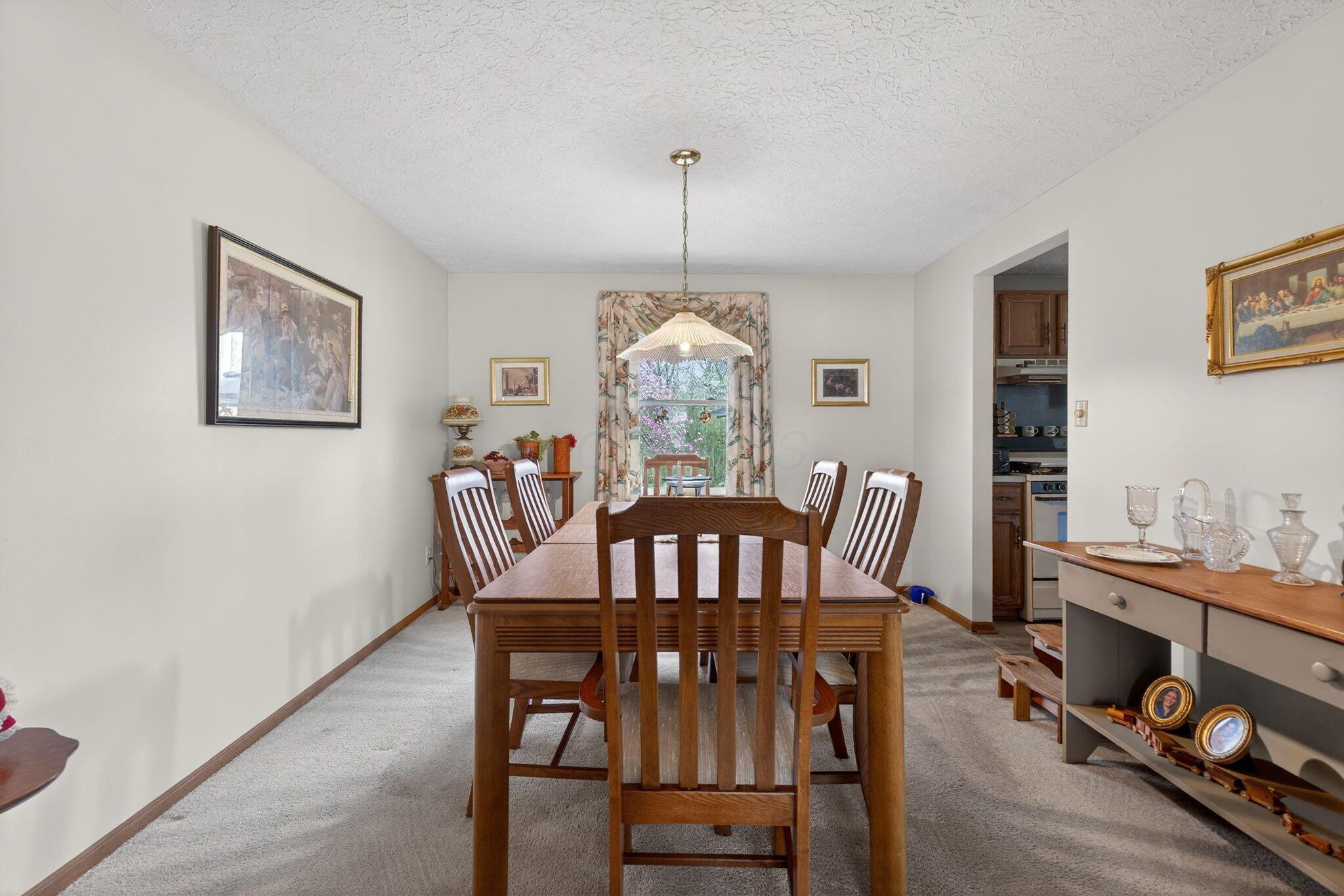 8433 Bridletree Way