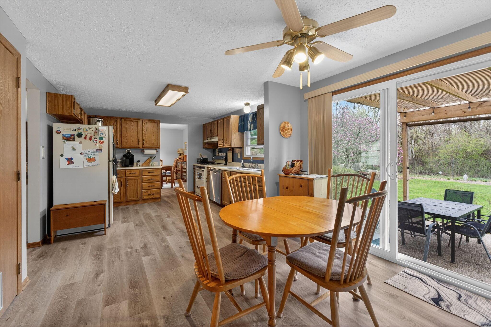 8433 Bridletree Way