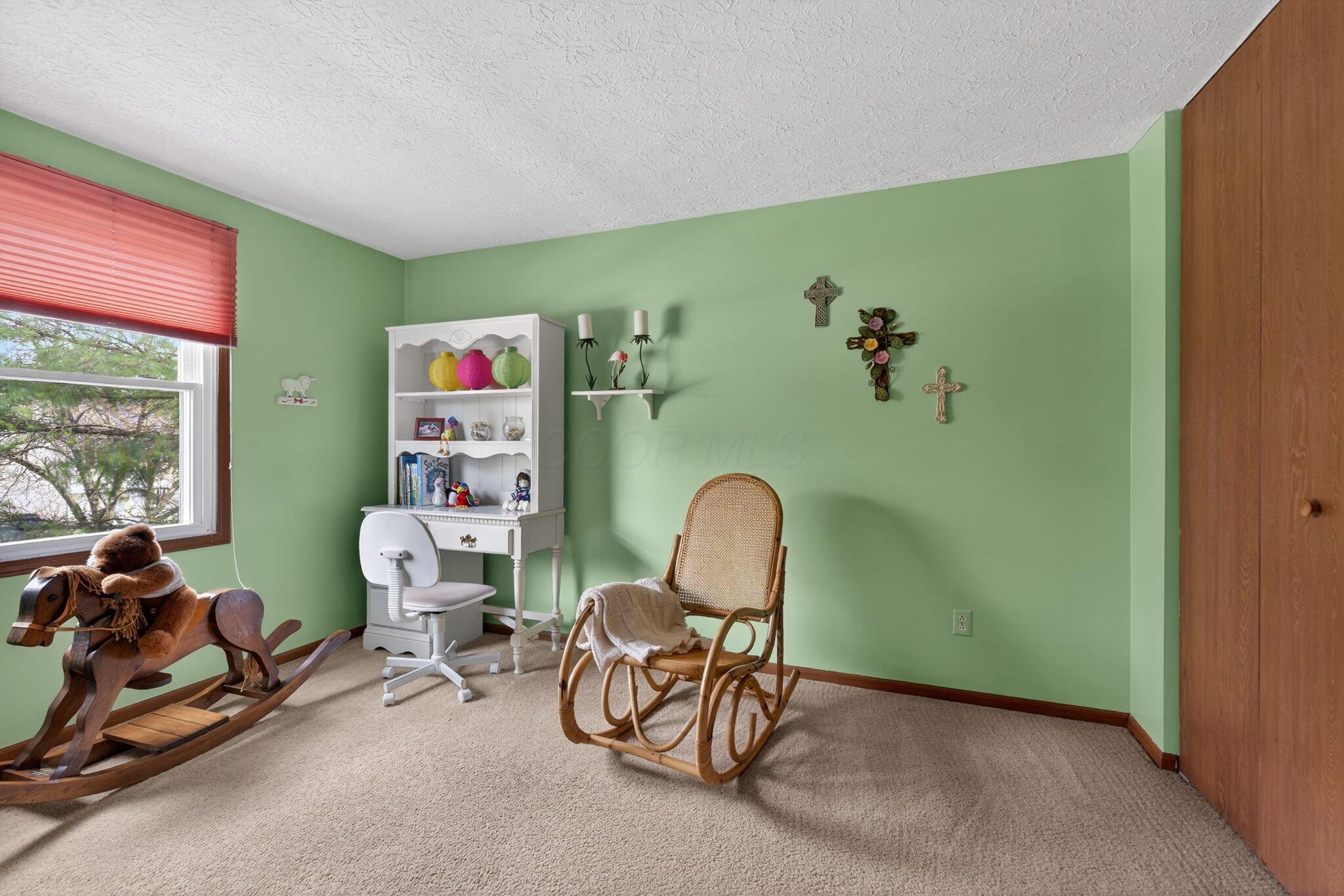 8433 Bridletree Way
