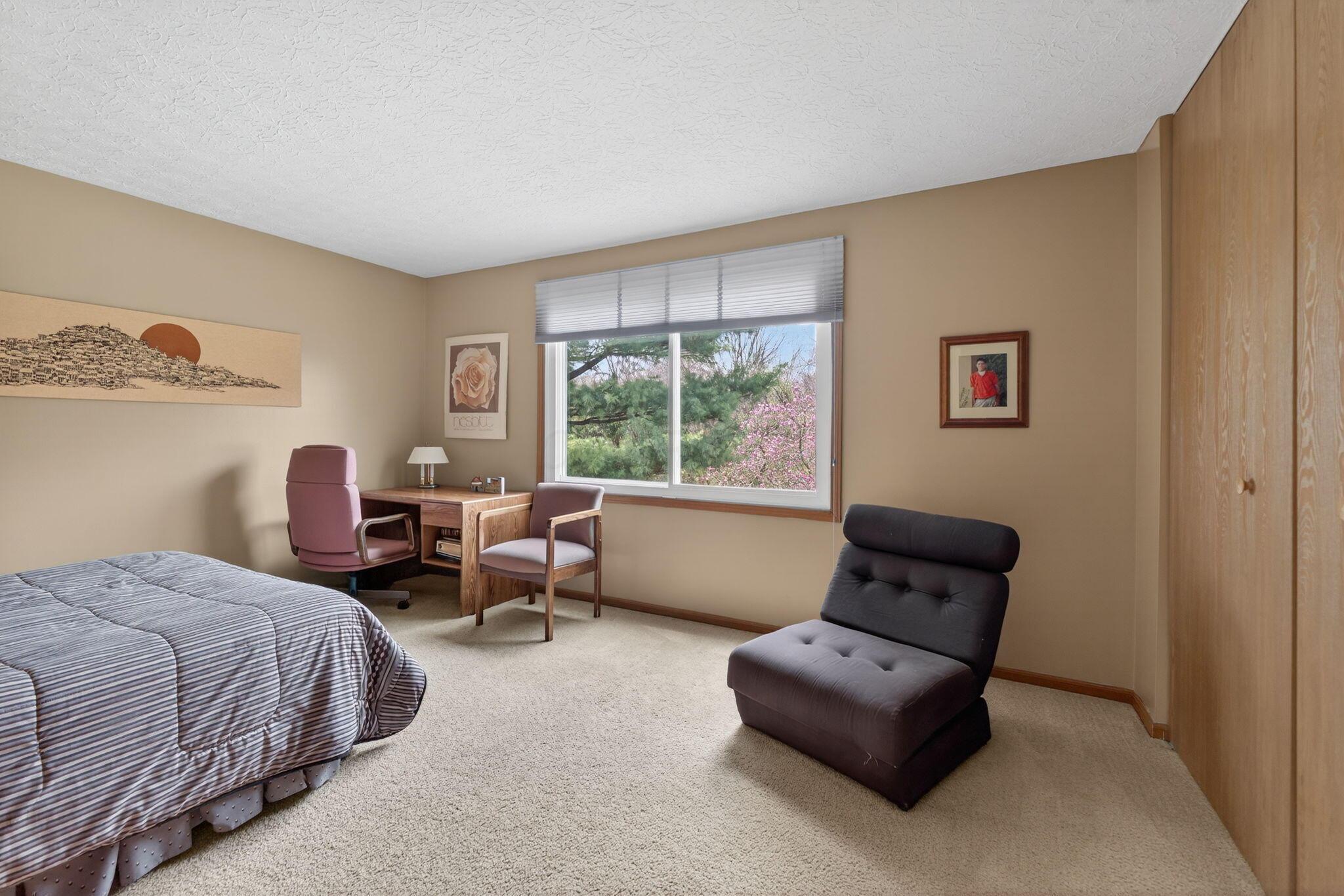 8433 Bridletree Way