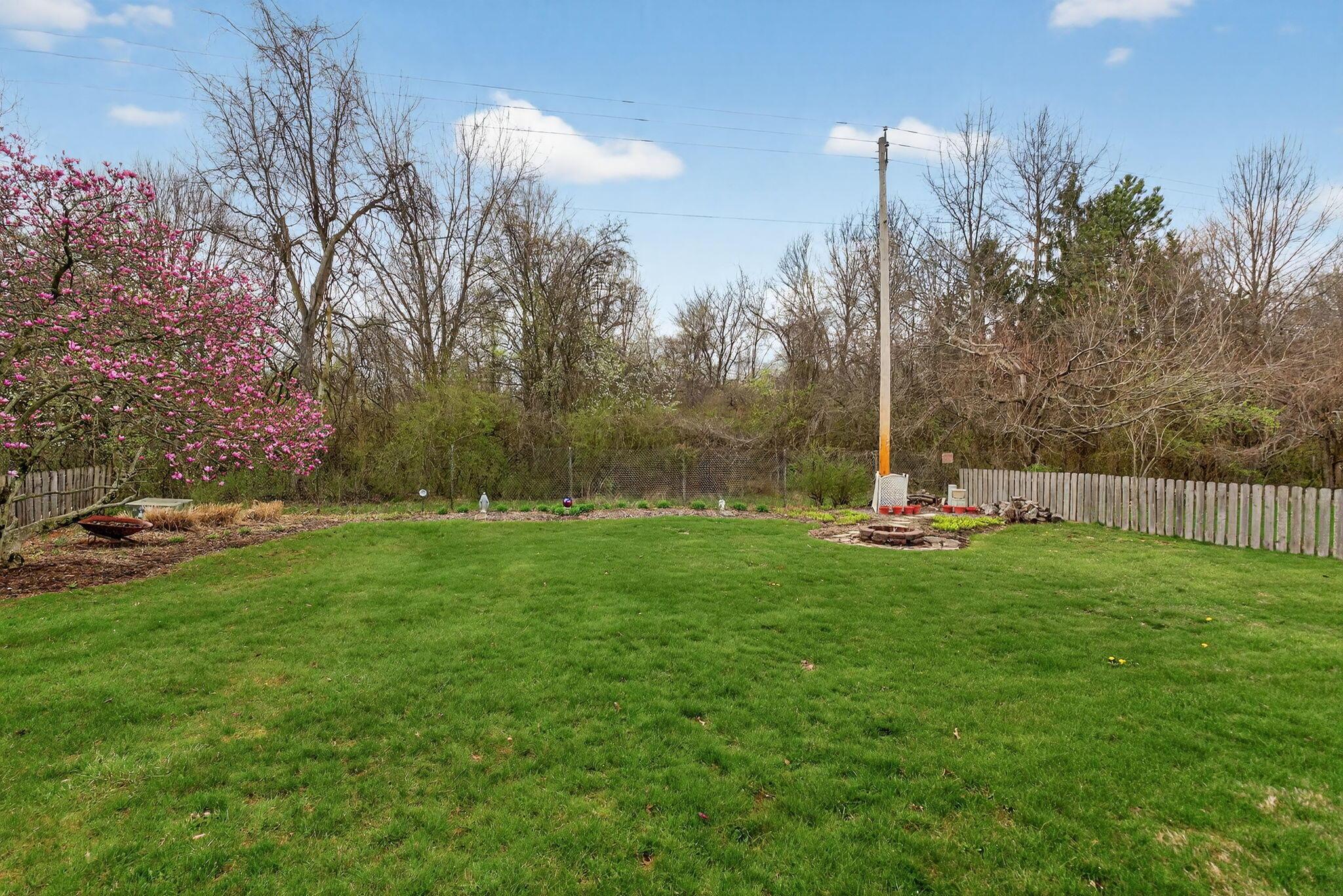 8433 Bridletree Way
