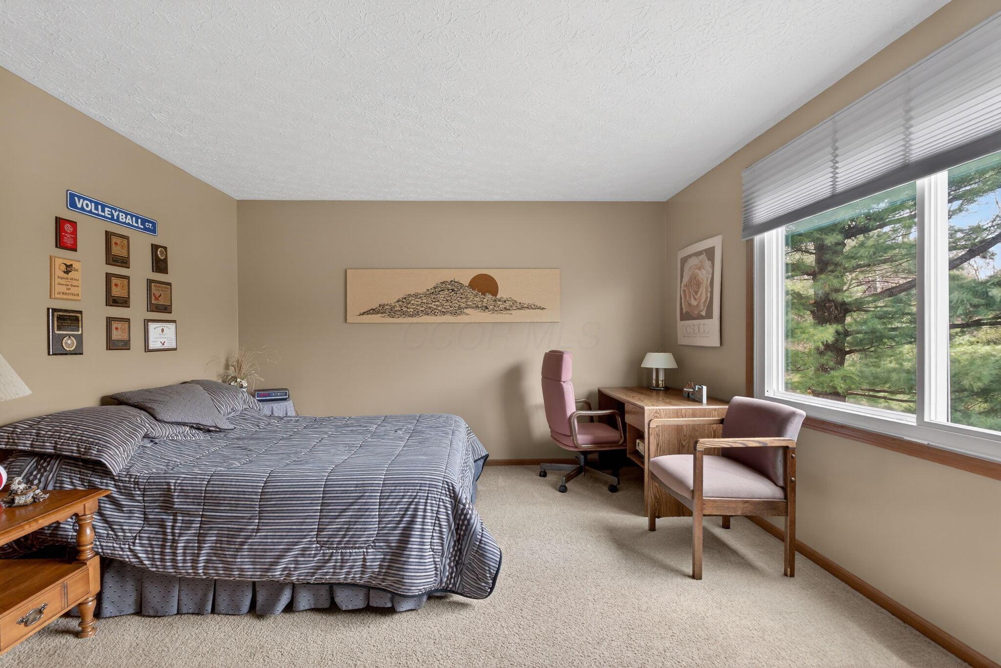 8433 Bridletree Way