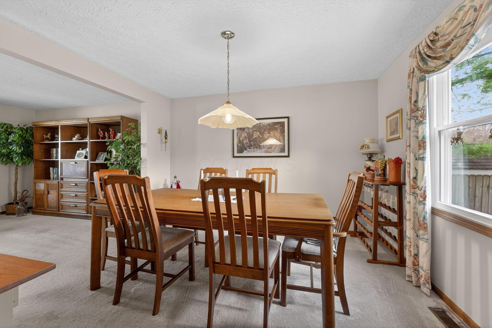 8433 Bridletree Way