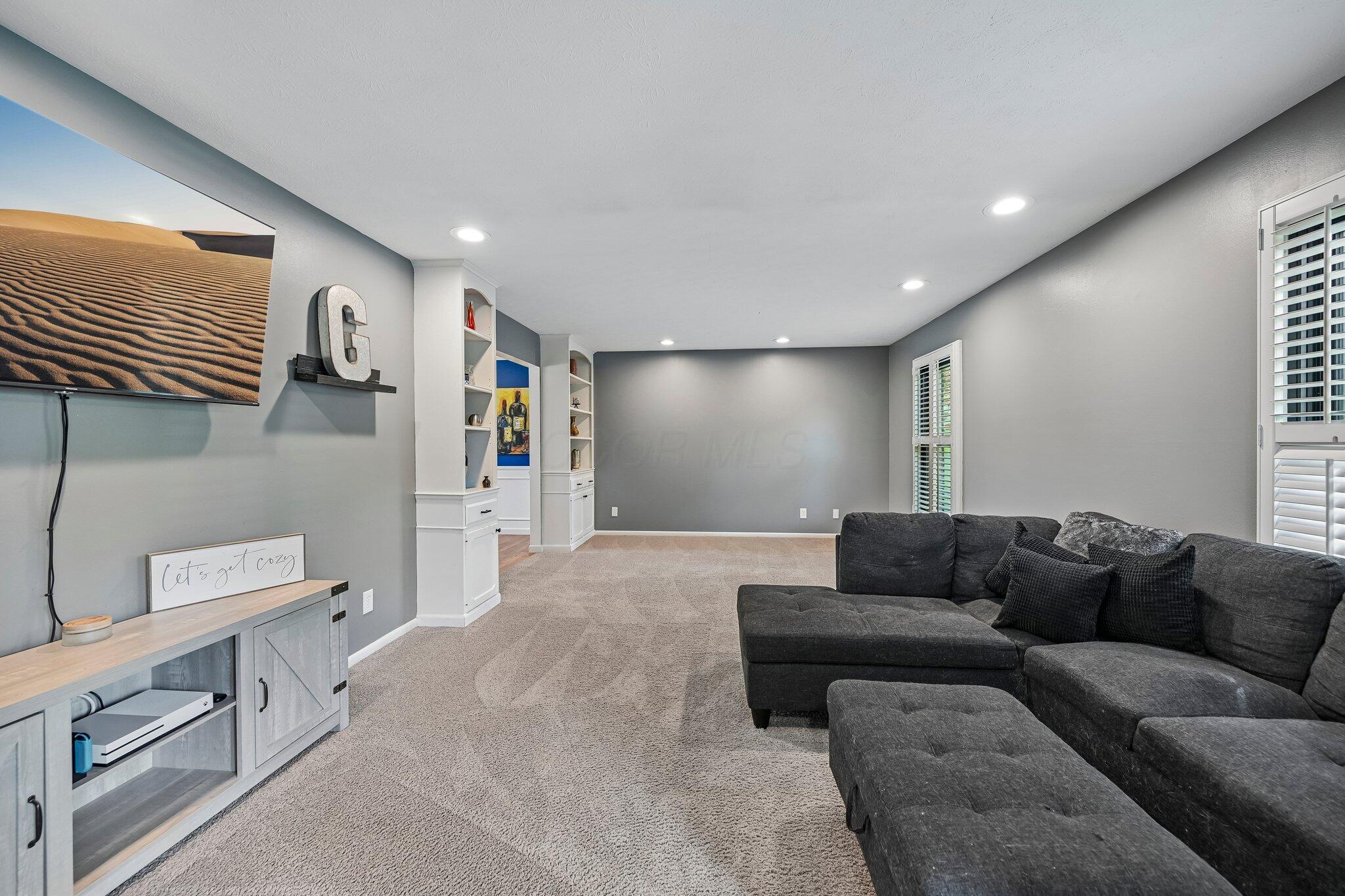 908 Colony Way