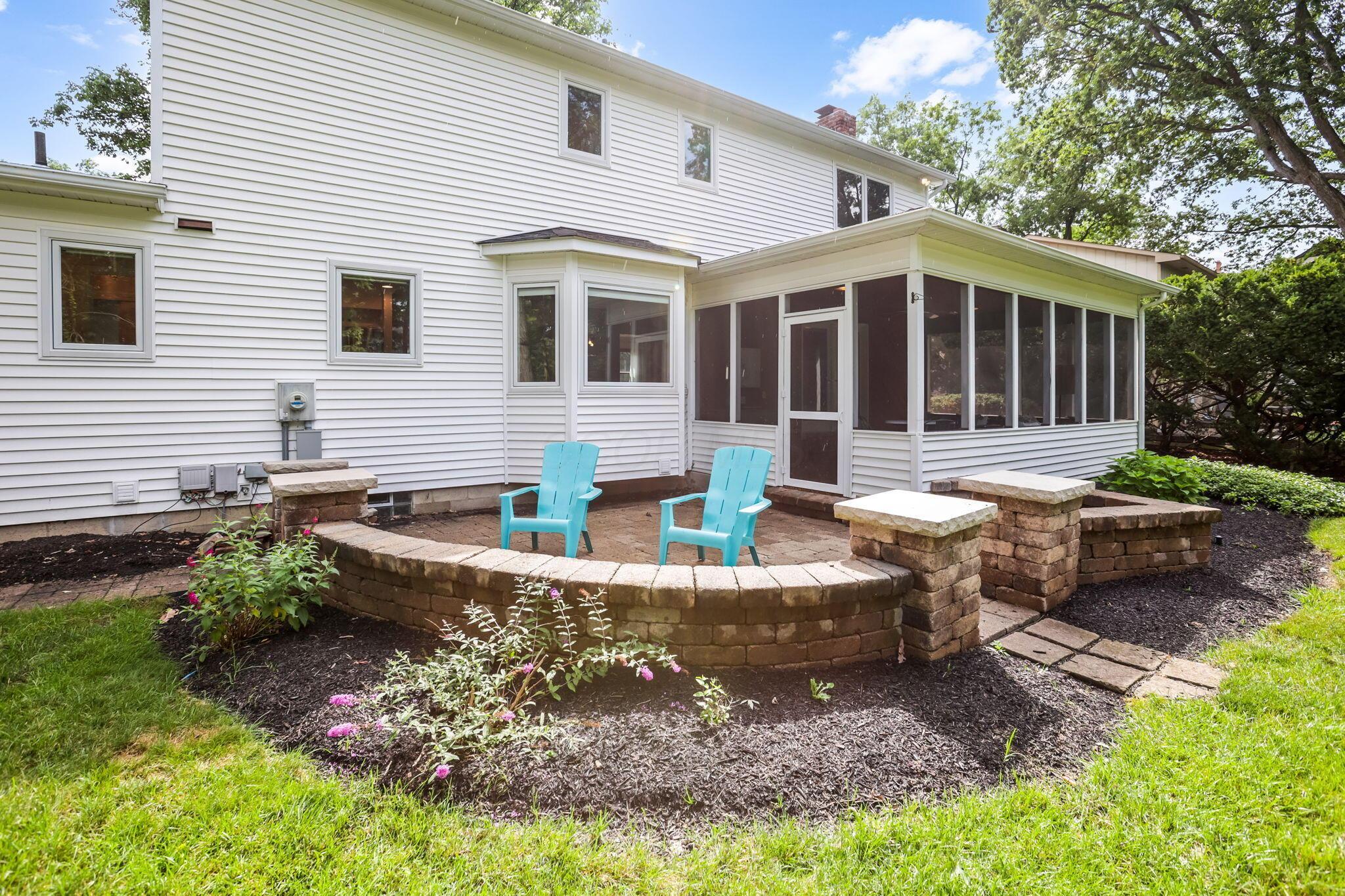 1400 Oakbourne Drive