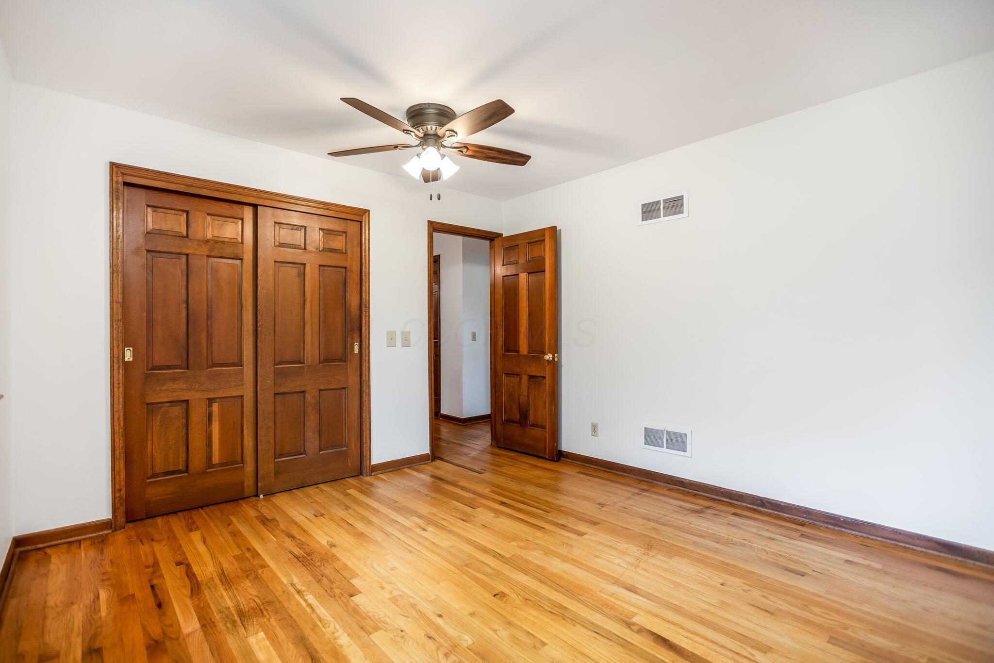 1400 Oakbourne Drive
