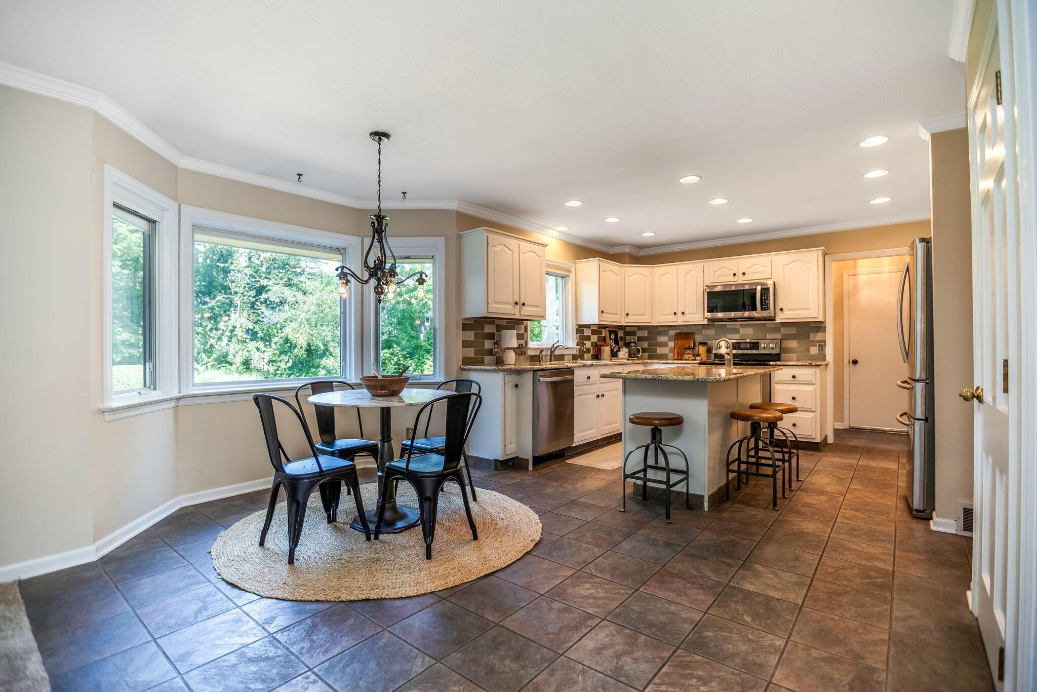 1400 Oakbourne Drive