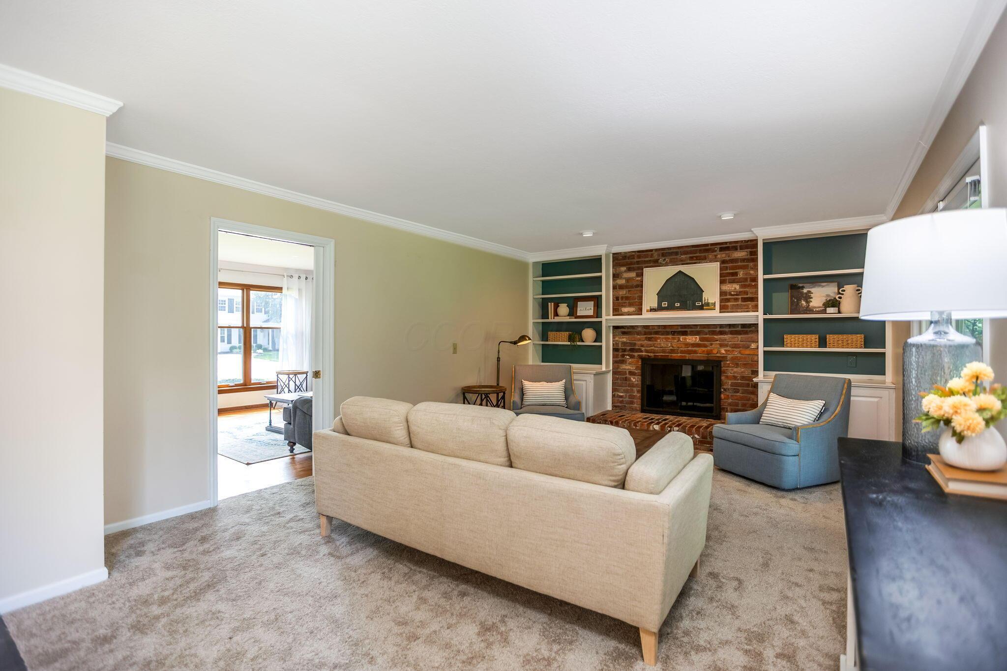 1400 Oakbourne Drive
