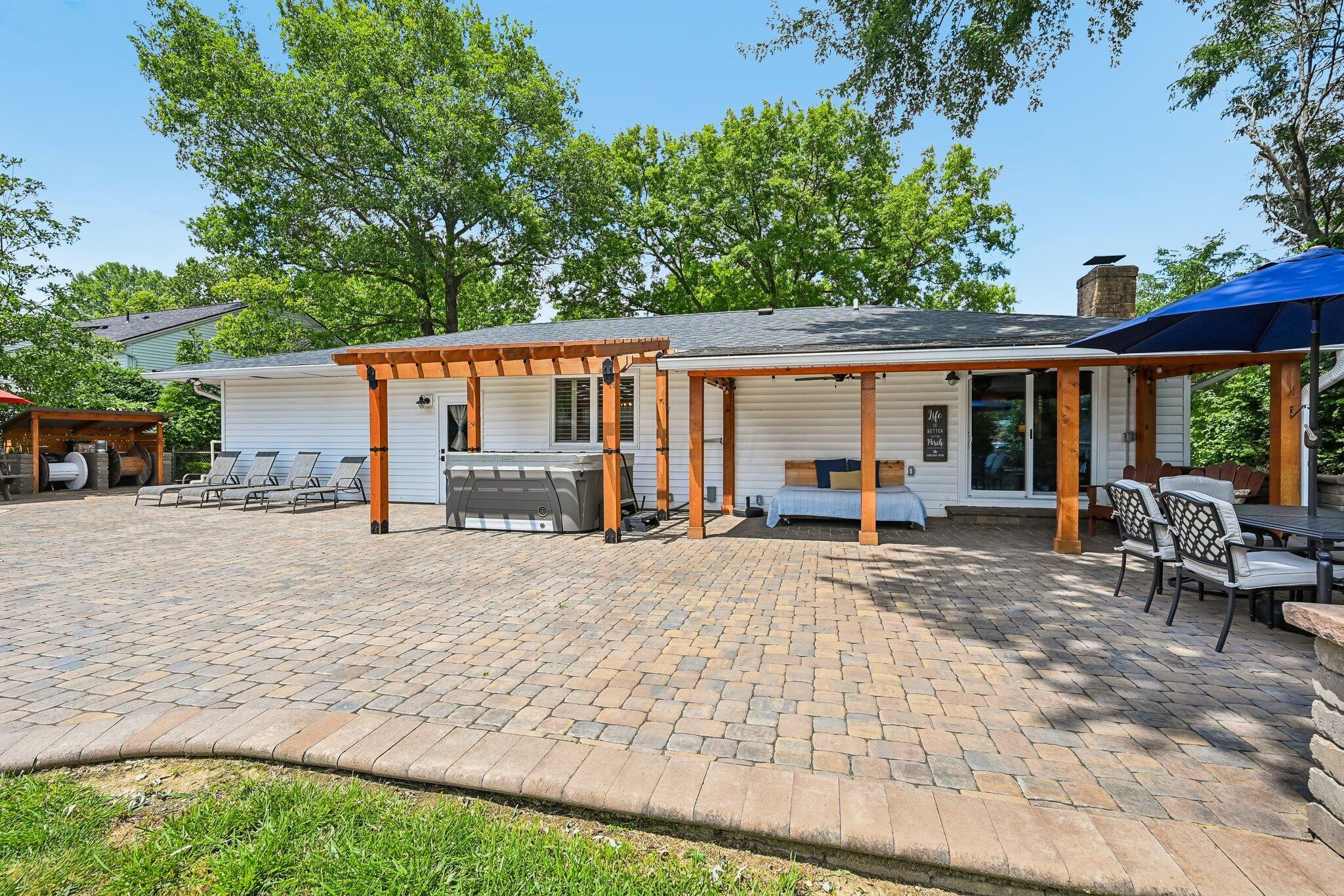 857 Lookout Point Drive