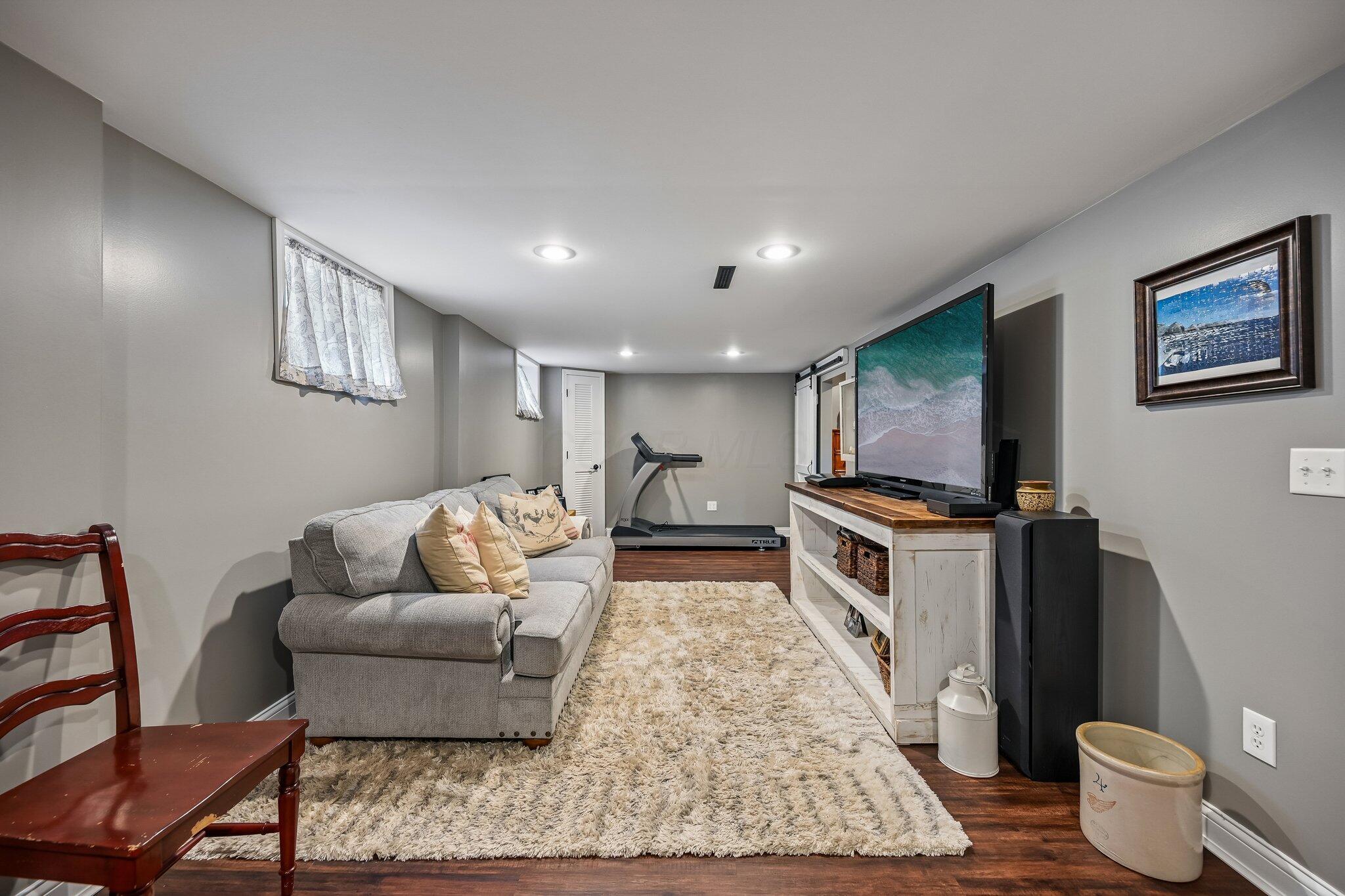 857 Lookout Point Drive