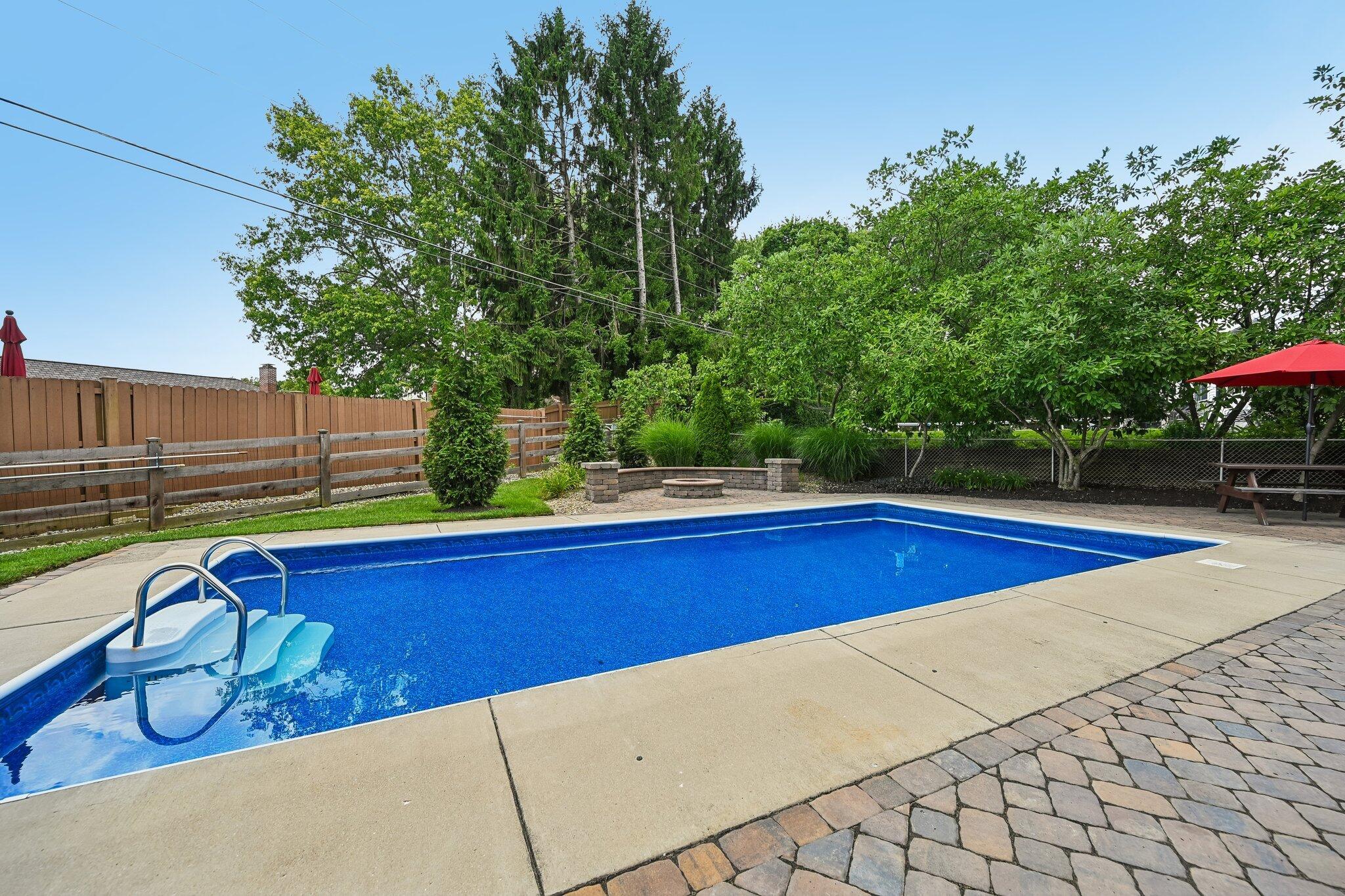 857 Lookout Point Drive