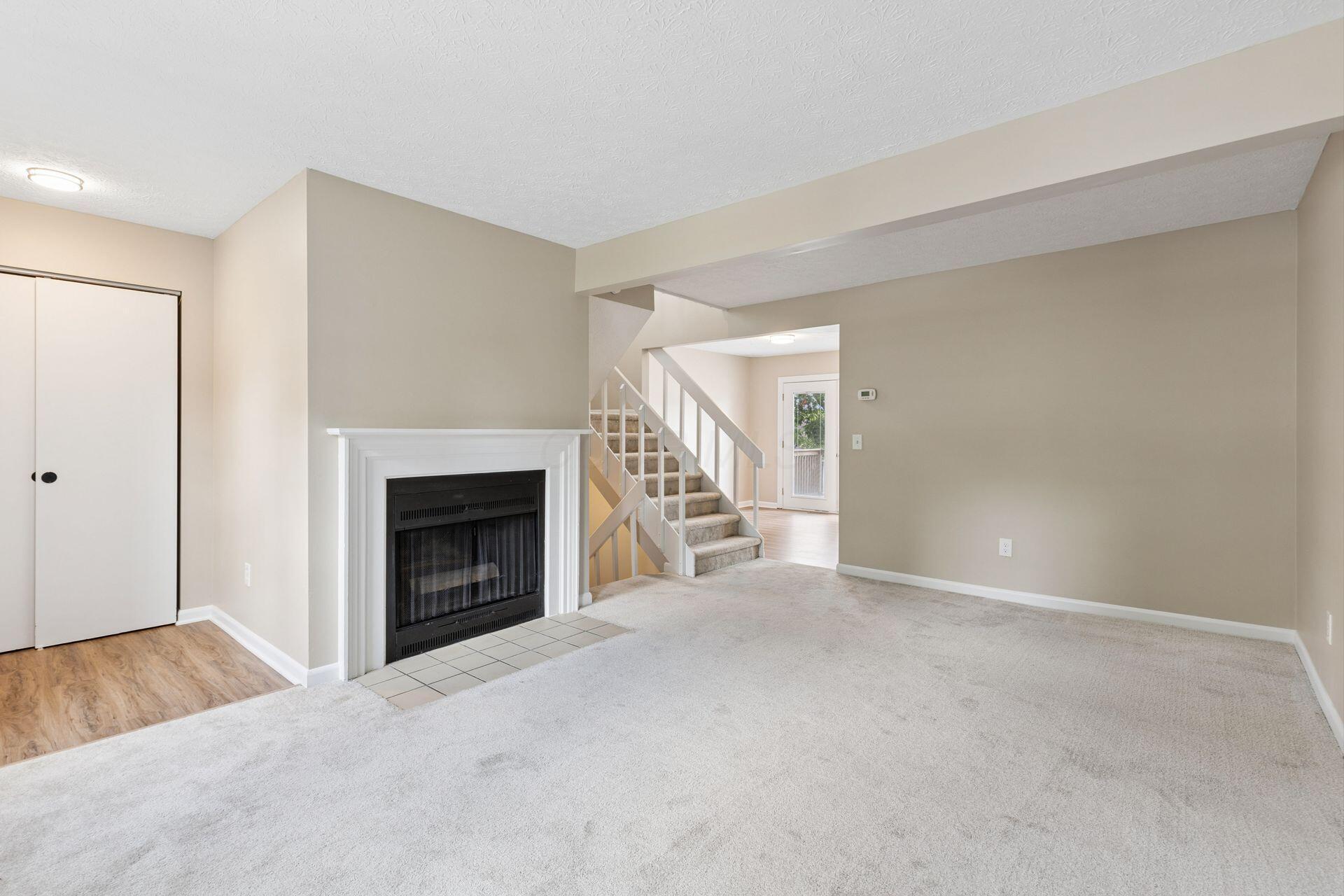 1913 Laramie Drive
