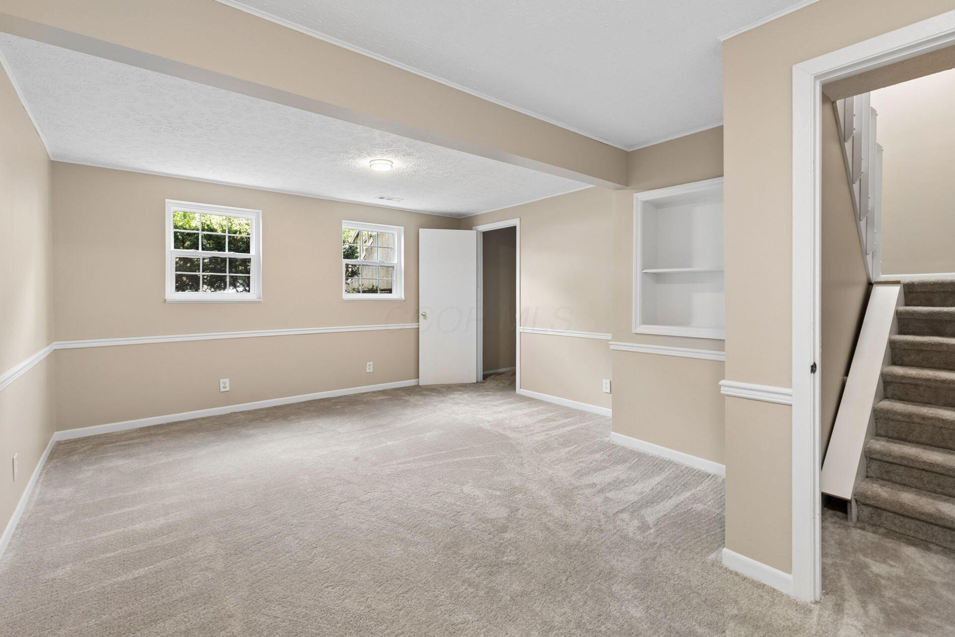 1913 Laramie Drive