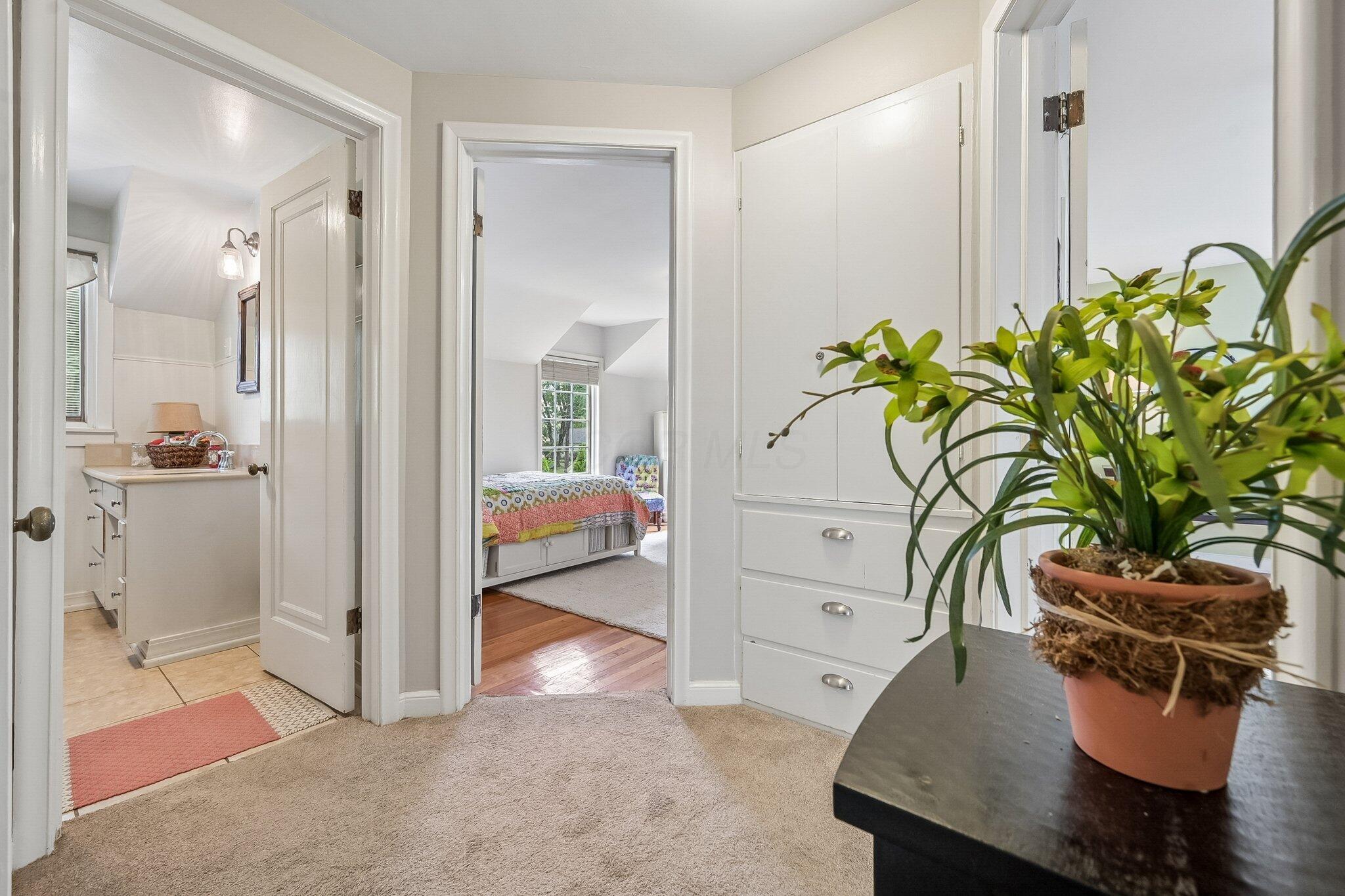 398 E Dublin Granville Road