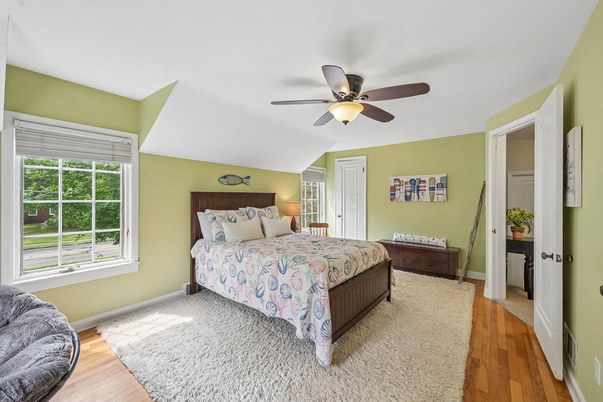 398 E Dublin Granville Road