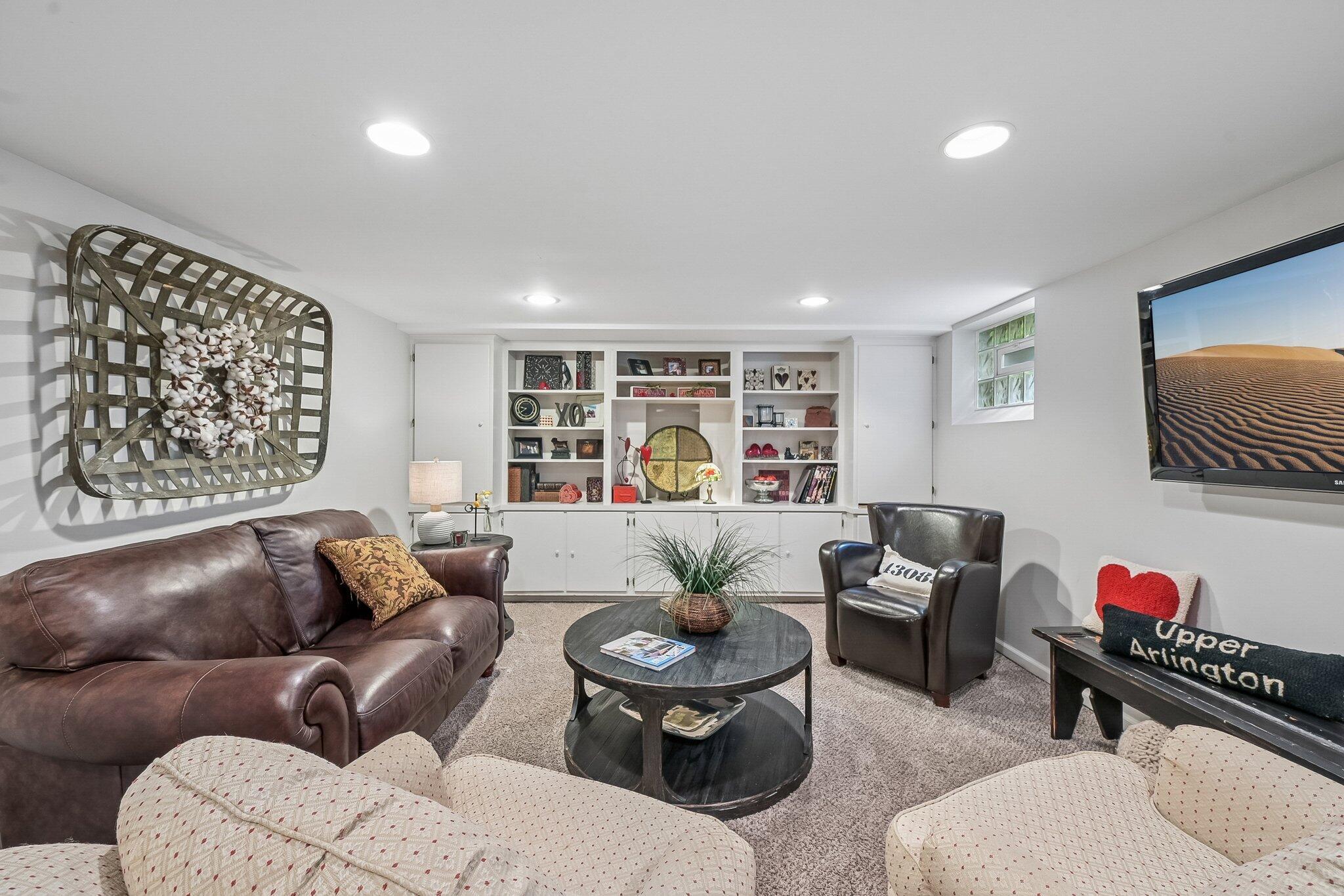 398 E Dublin Granville Road