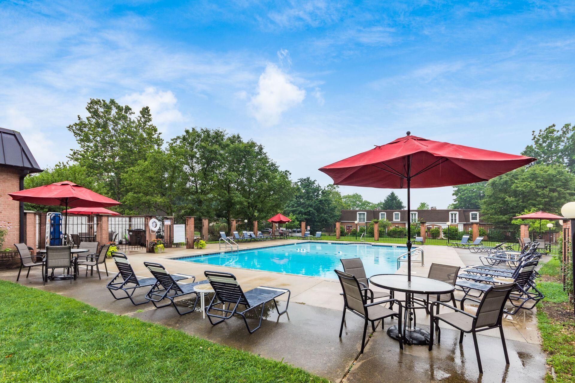 2815 Chateau Circle S, 38