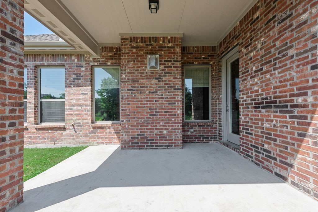 3594 Dover Drive