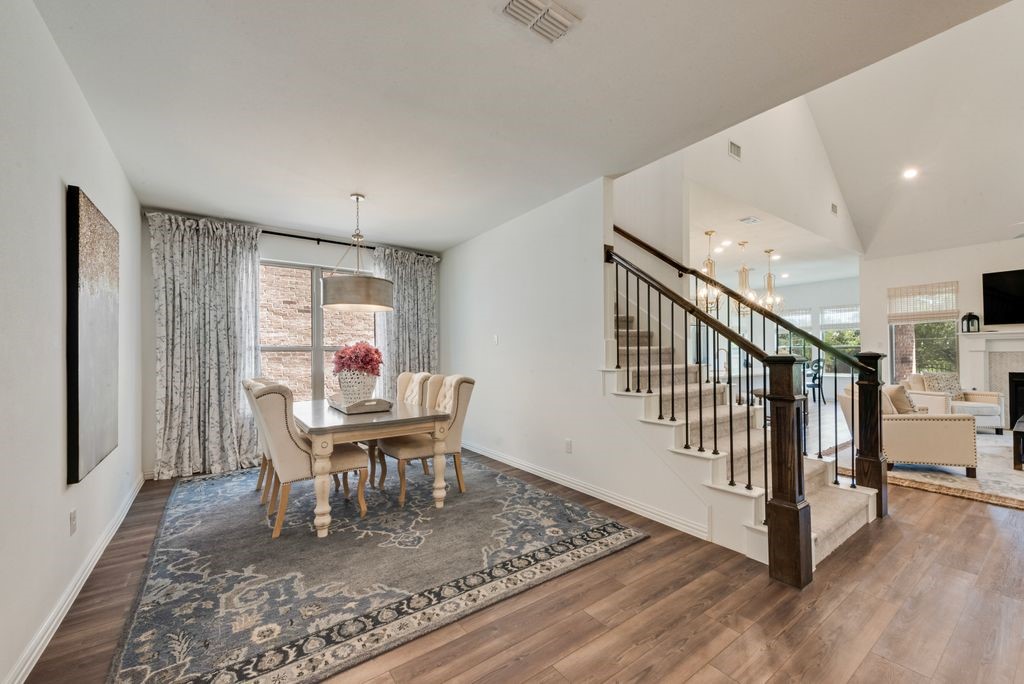 3594 Dover Drive