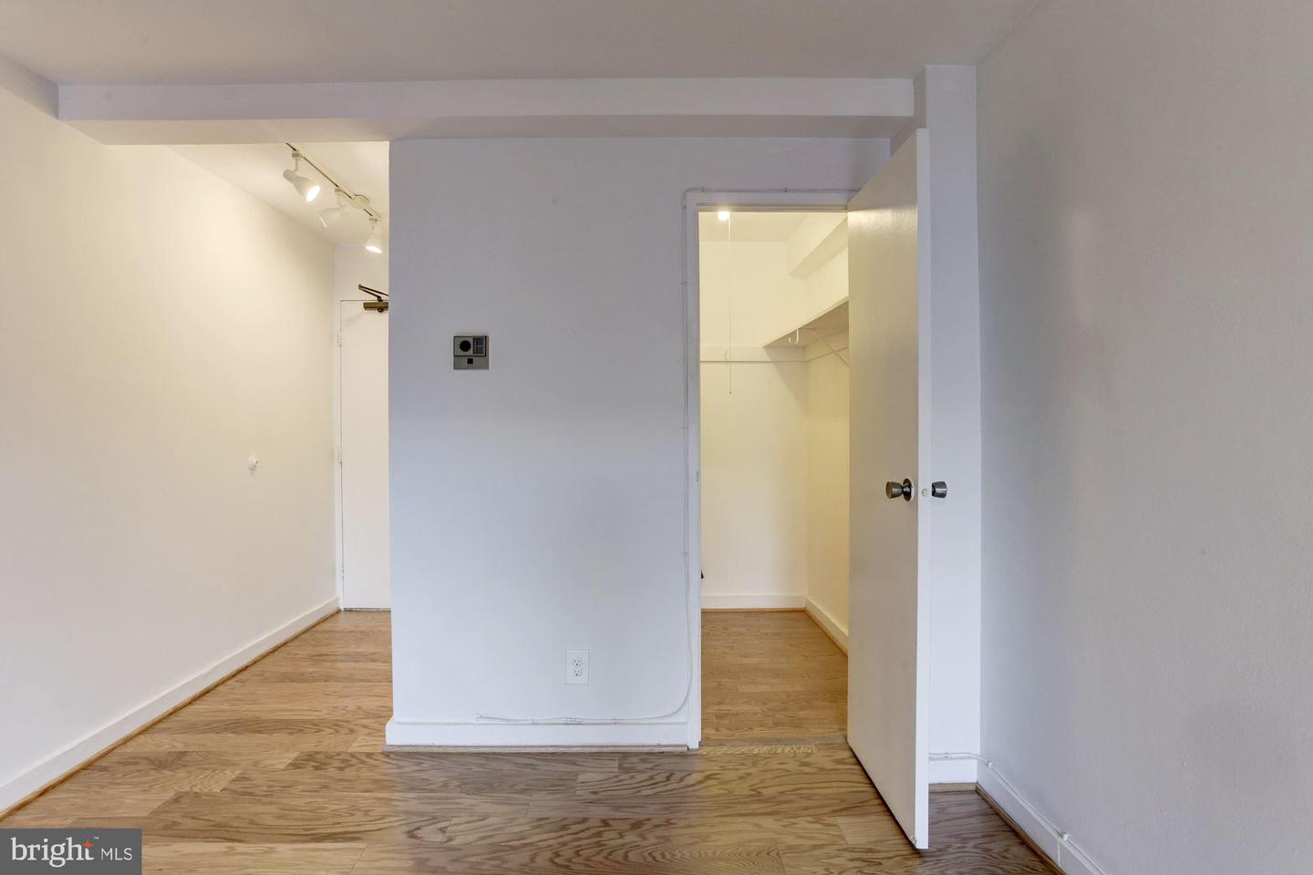 1601 18th St NW #506