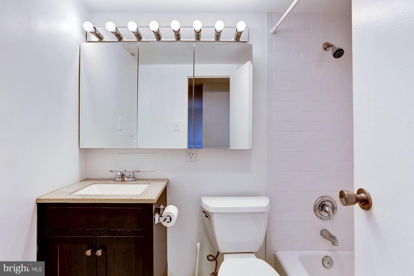 1601 18th St NW #506