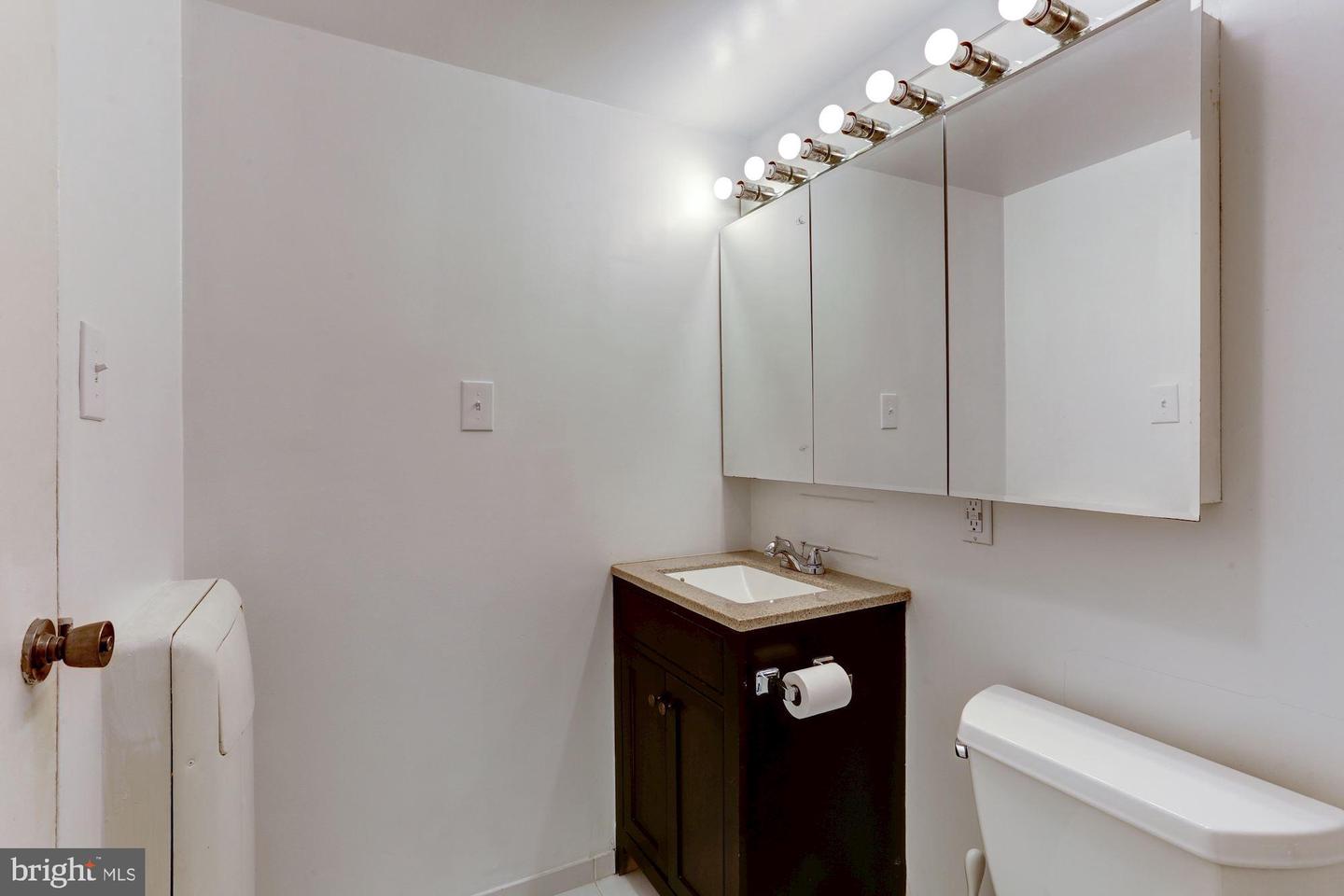 1601 18th St NW #506