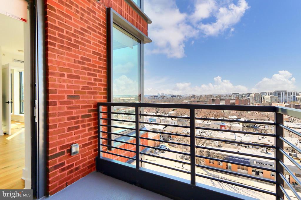 1211 VAN ST SE #918