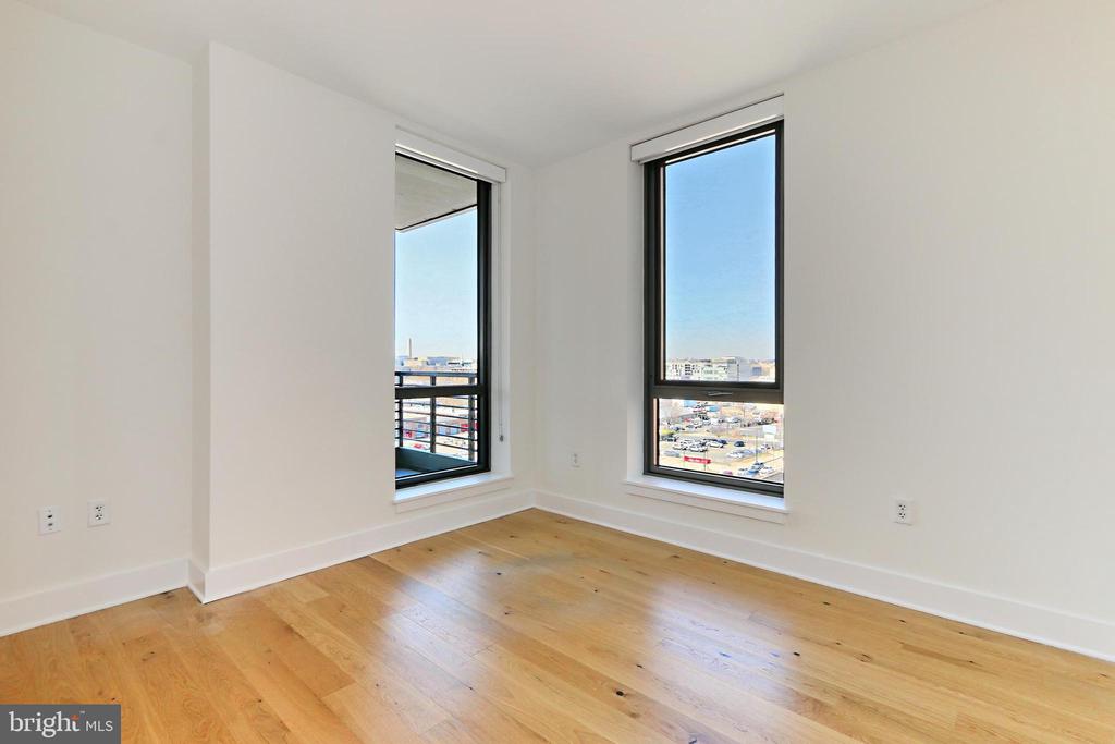 1211 VAN ST SE #918