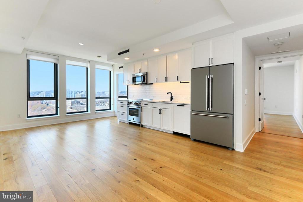 1211 VAN ST SE #918