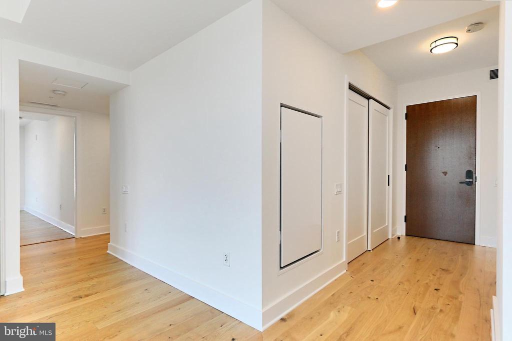 1211 VAN ST SE #918