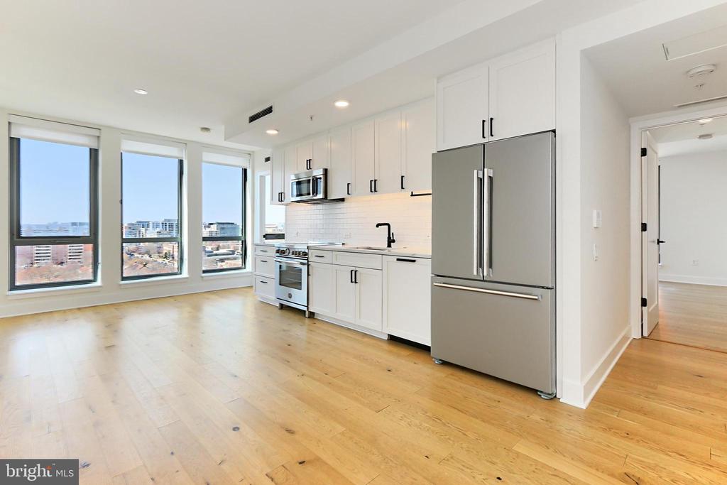 1211 VAN ST SE #918