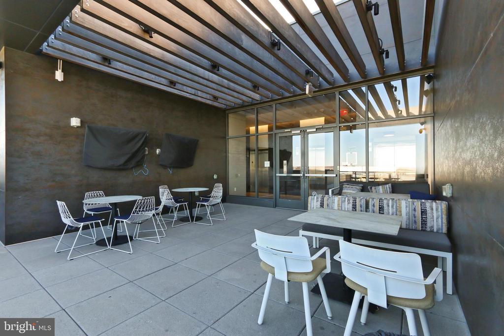 1211 VAN ST SE #918
