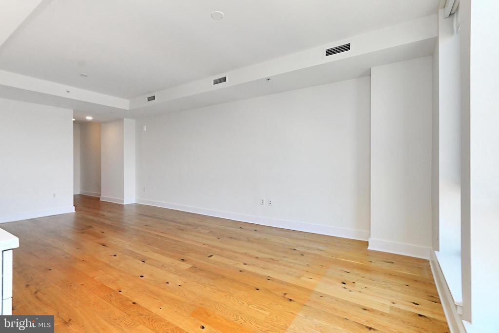1211 VAN ST SE #918