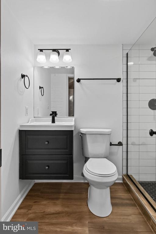 738 11TH STREET NE Unit: 3